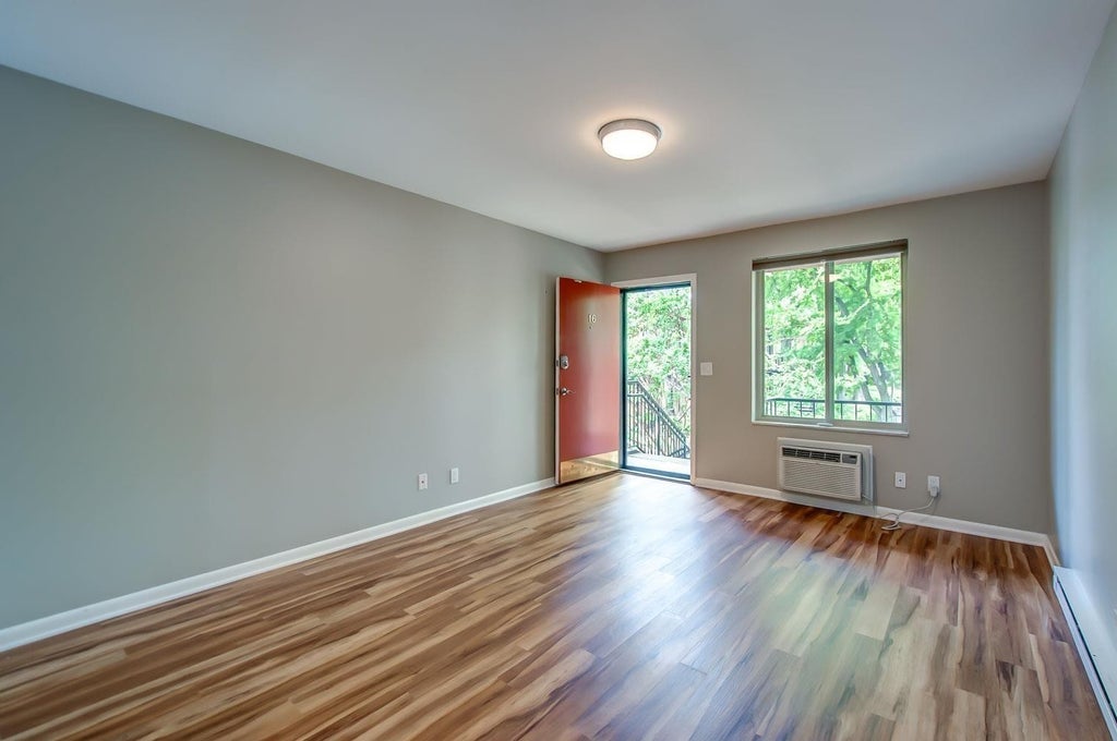 3600 Hillsboro Pike E16, Nashville