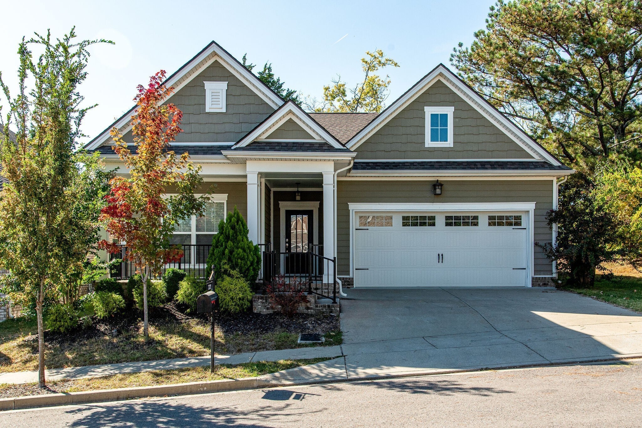 Photo of Listing #3015661