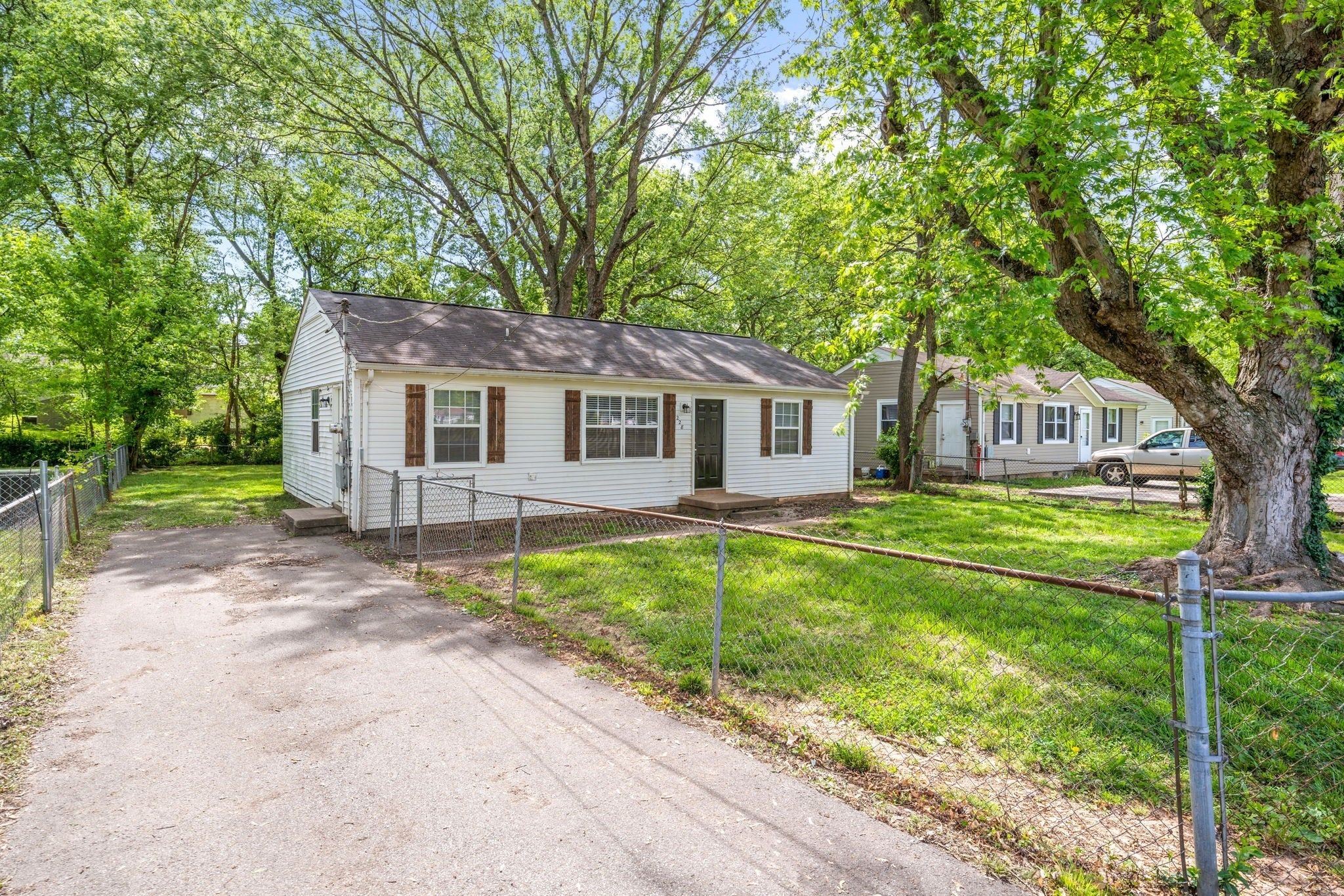 Photo of Listing #3015879