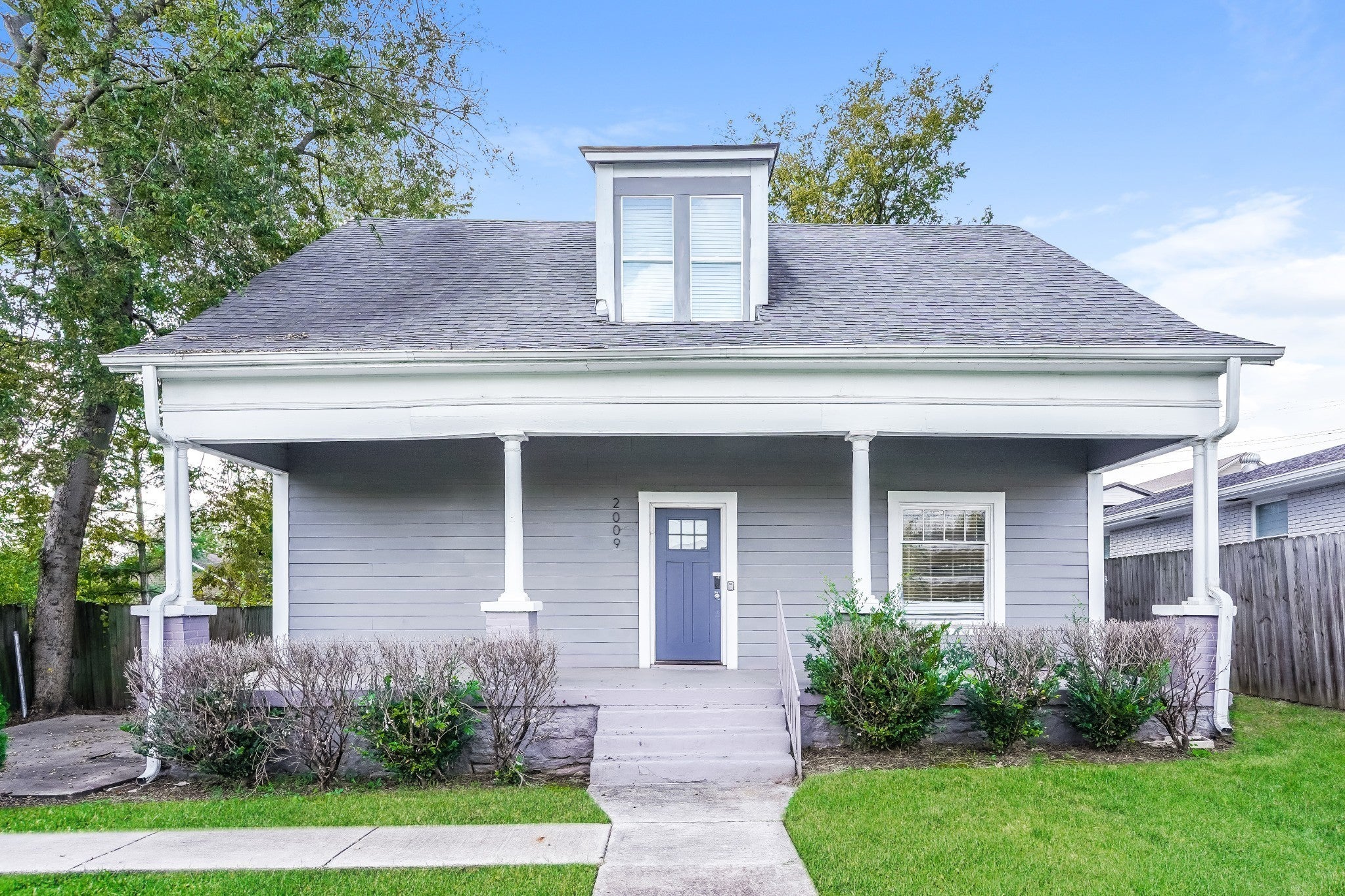 Photo of Listing #3015944