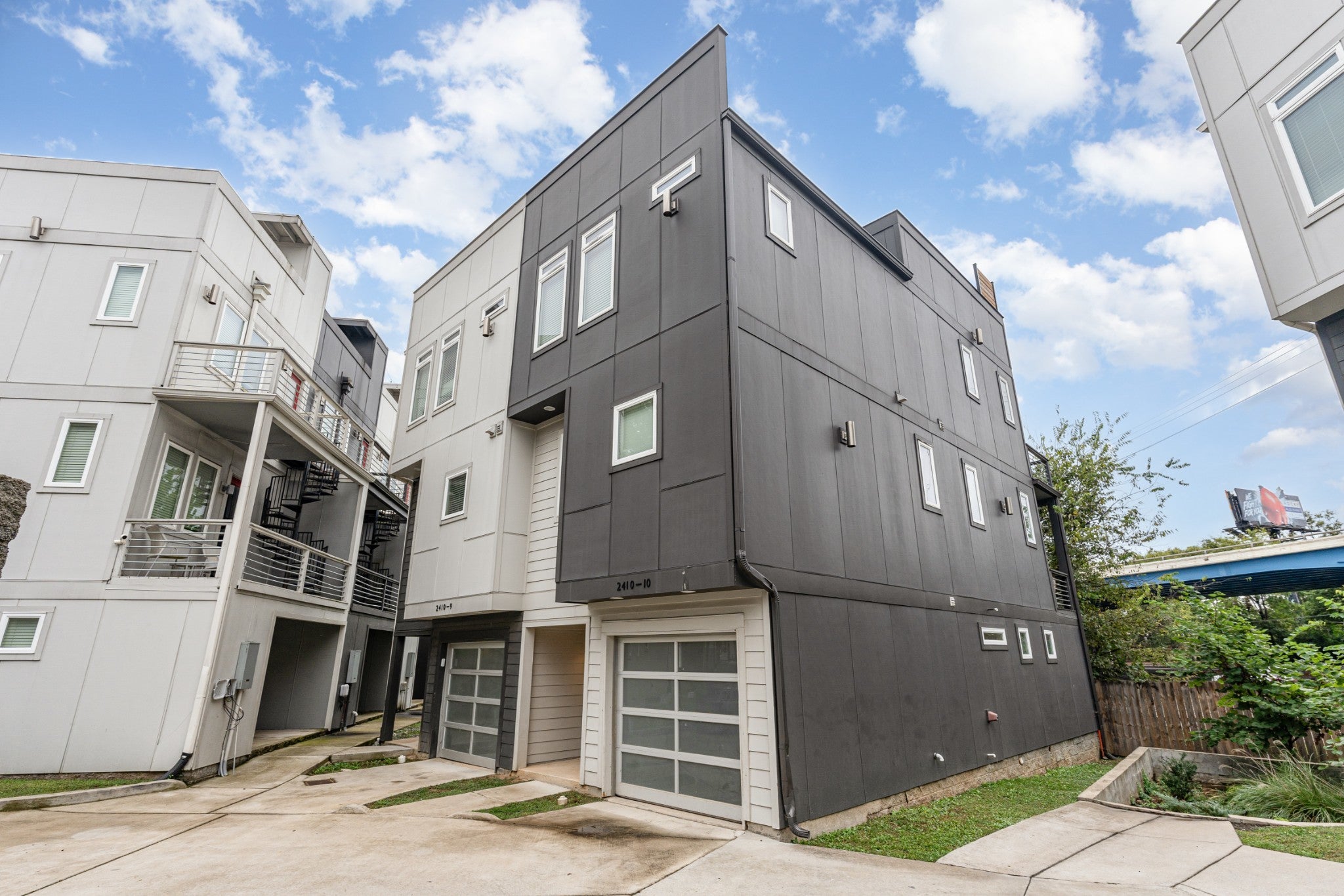 Photo of Listing #3016960