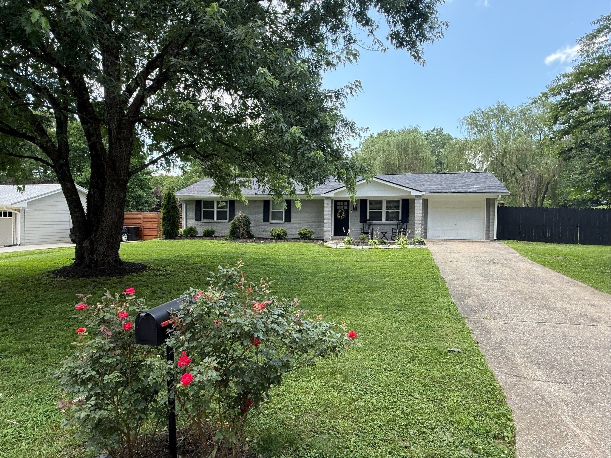 Photo for MLS 3017136 in 100 Elmwood Ct Franklin, TN - 37064