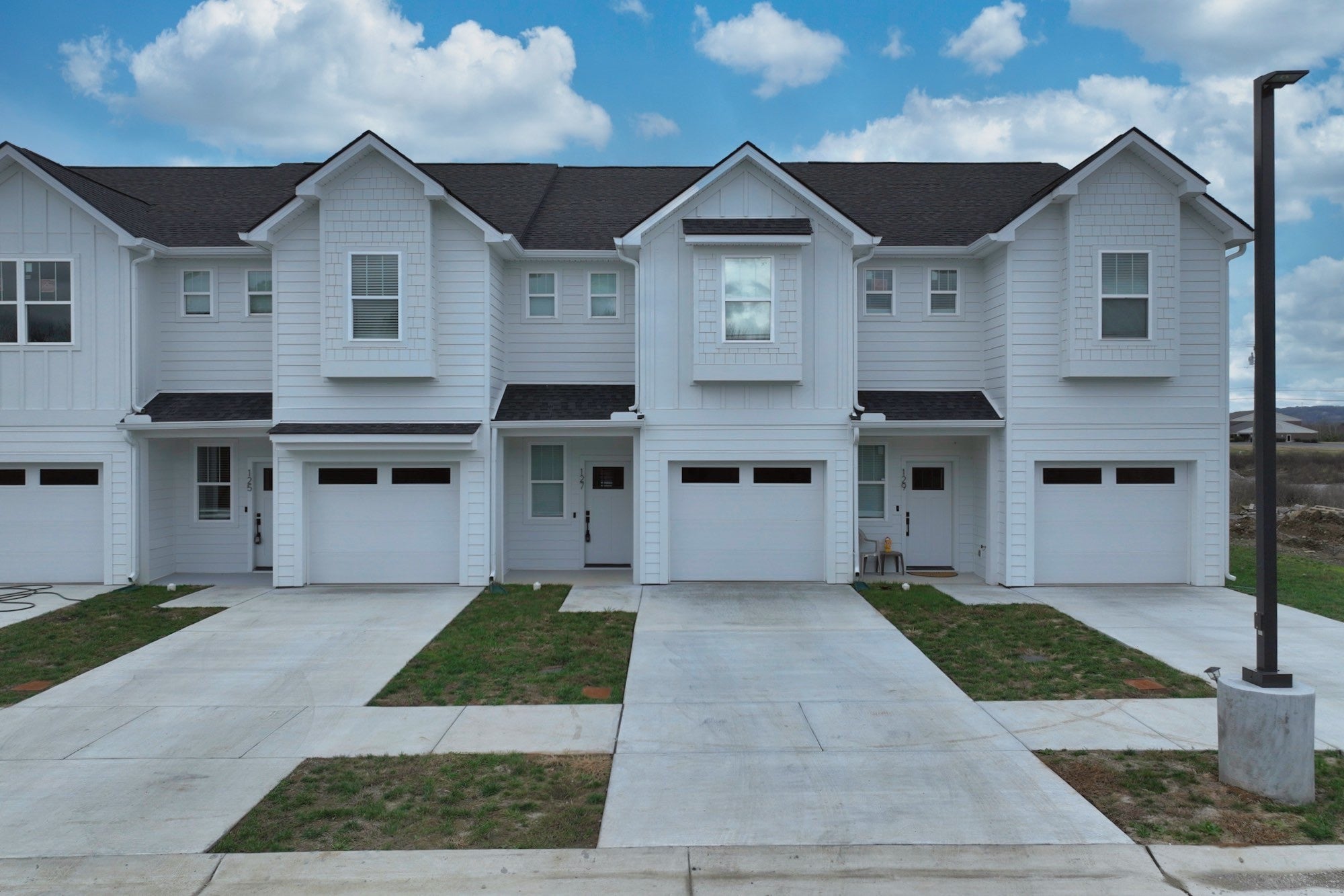 Photo of Listing #3017537