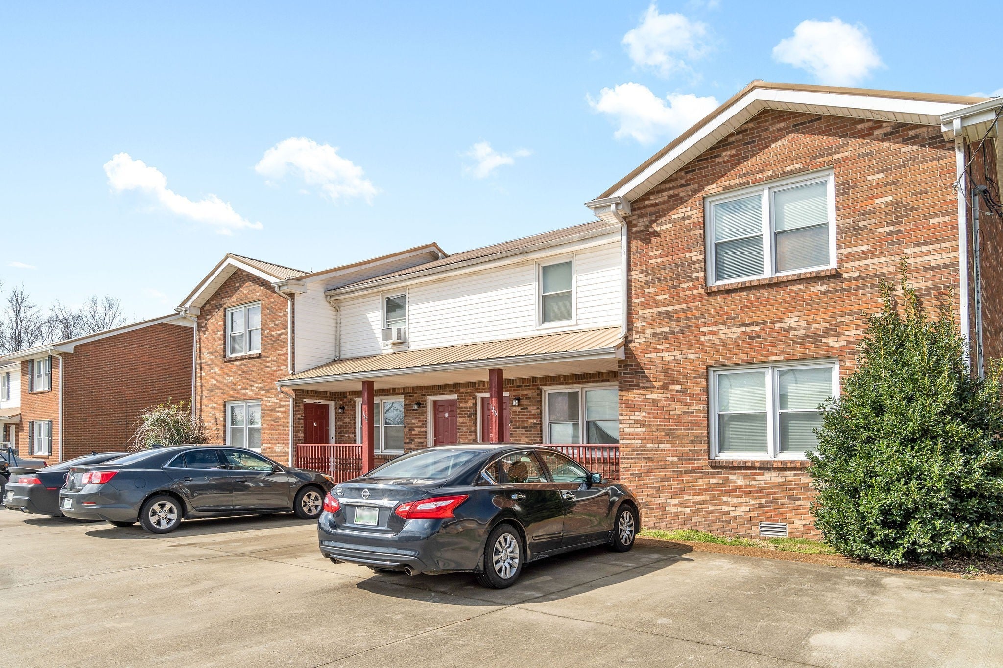 Photo of Listing #3017918