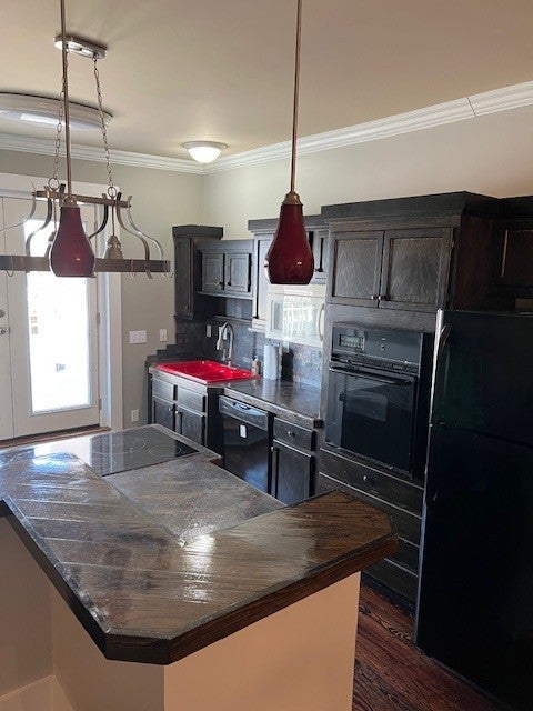 Photo of Listing #3017976