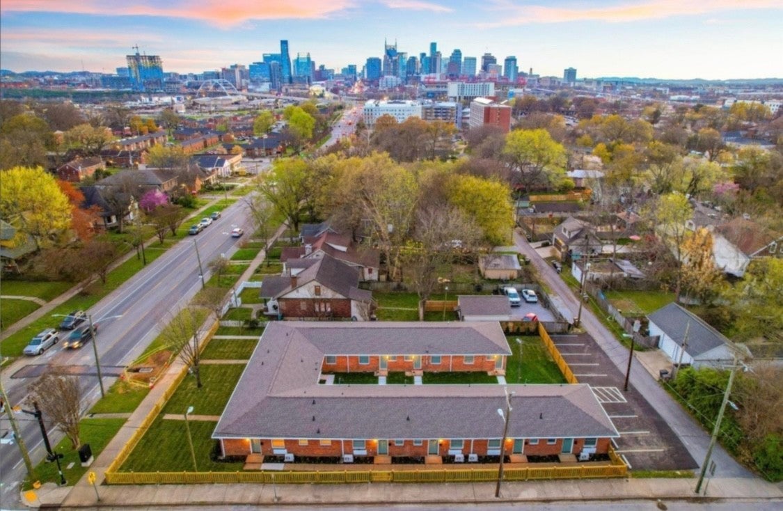 Photo of Listing #3018267