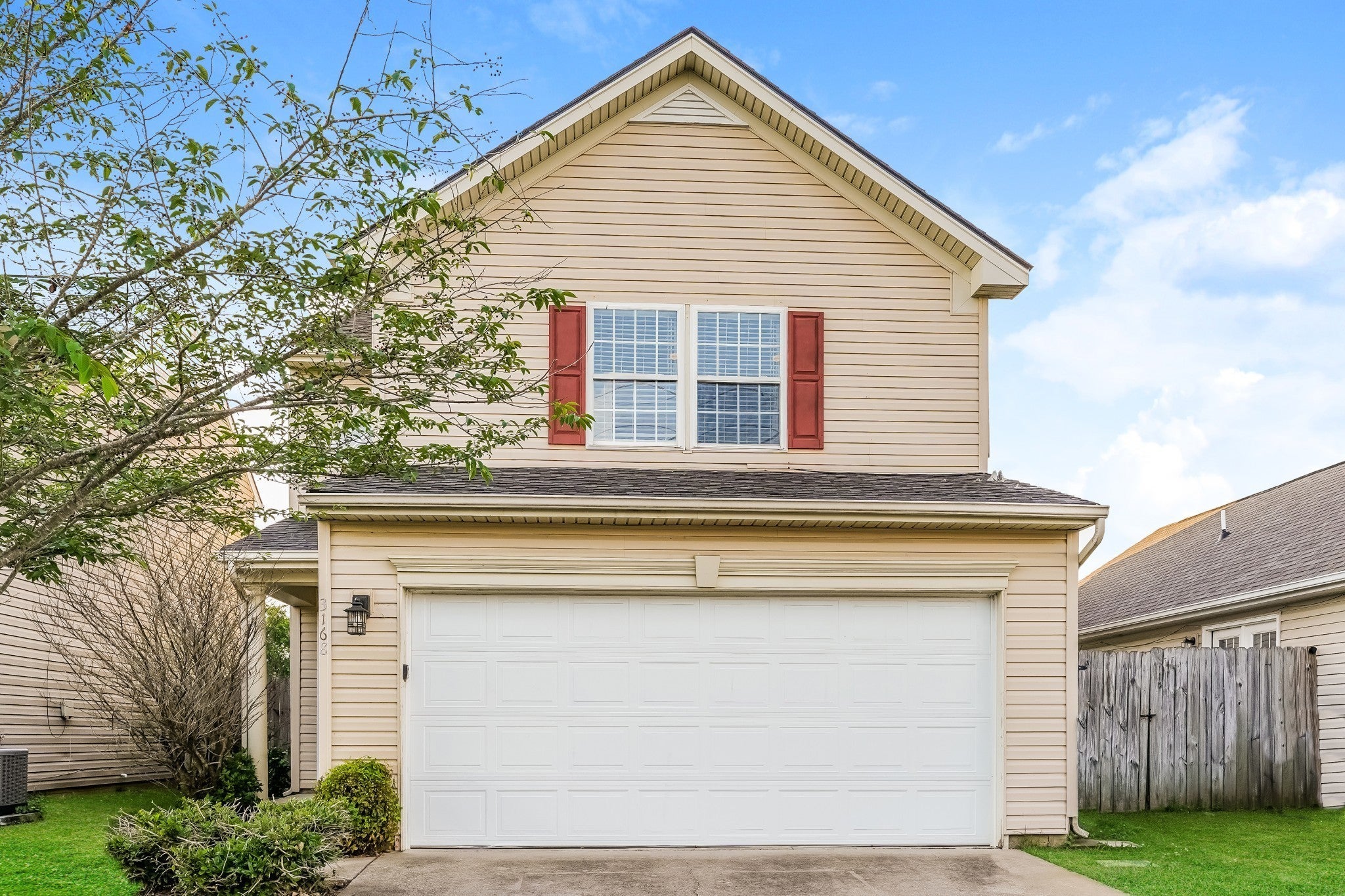 Photo of Listing #3018308