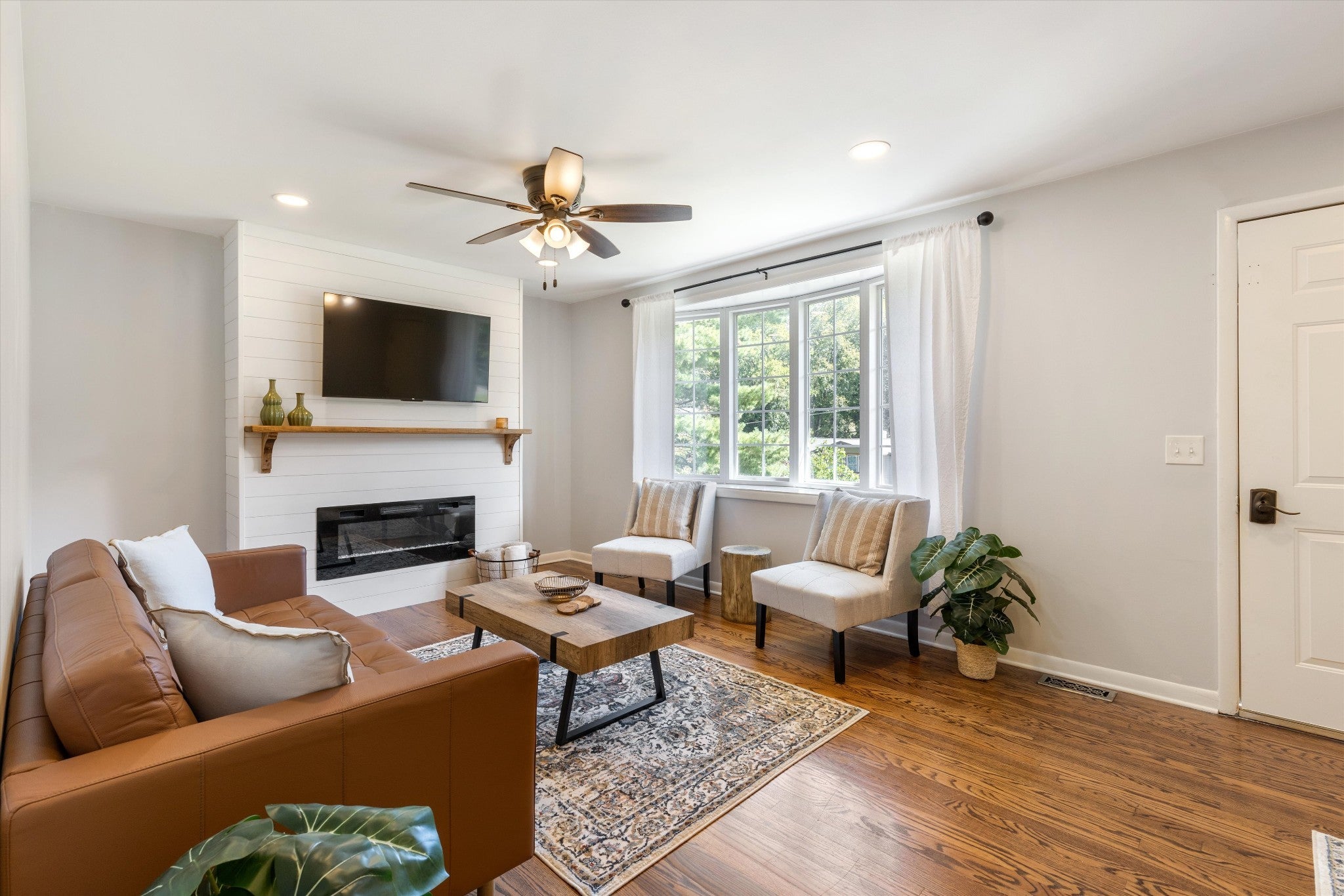 Photo of Listing #3030363