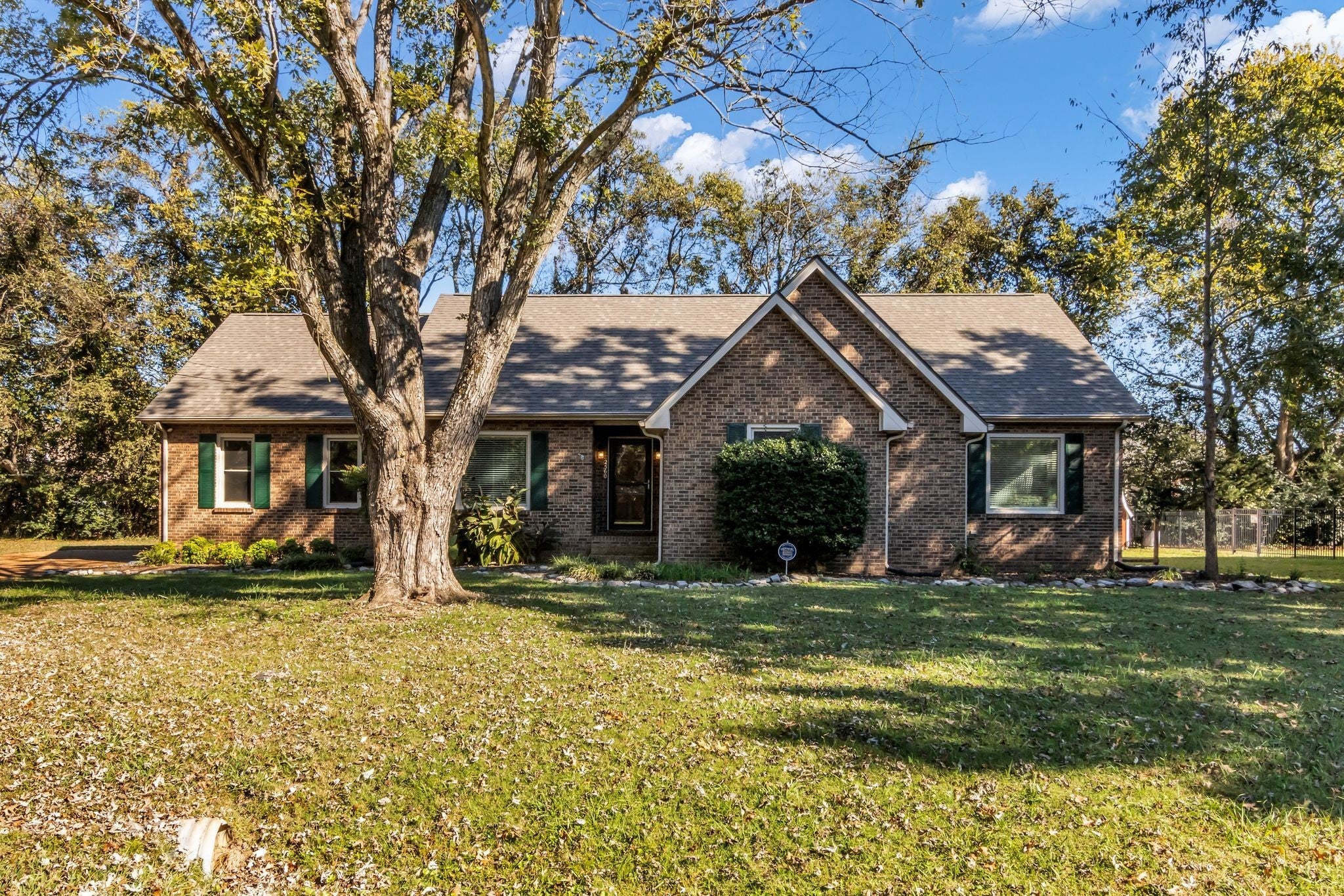 Photo of Listing #3030610