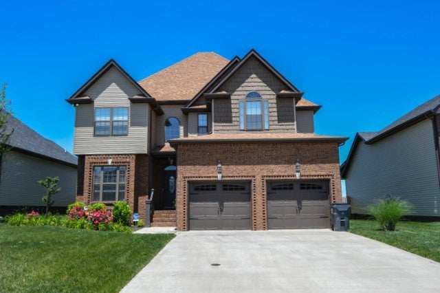 1900 Apache Way, Clarksville