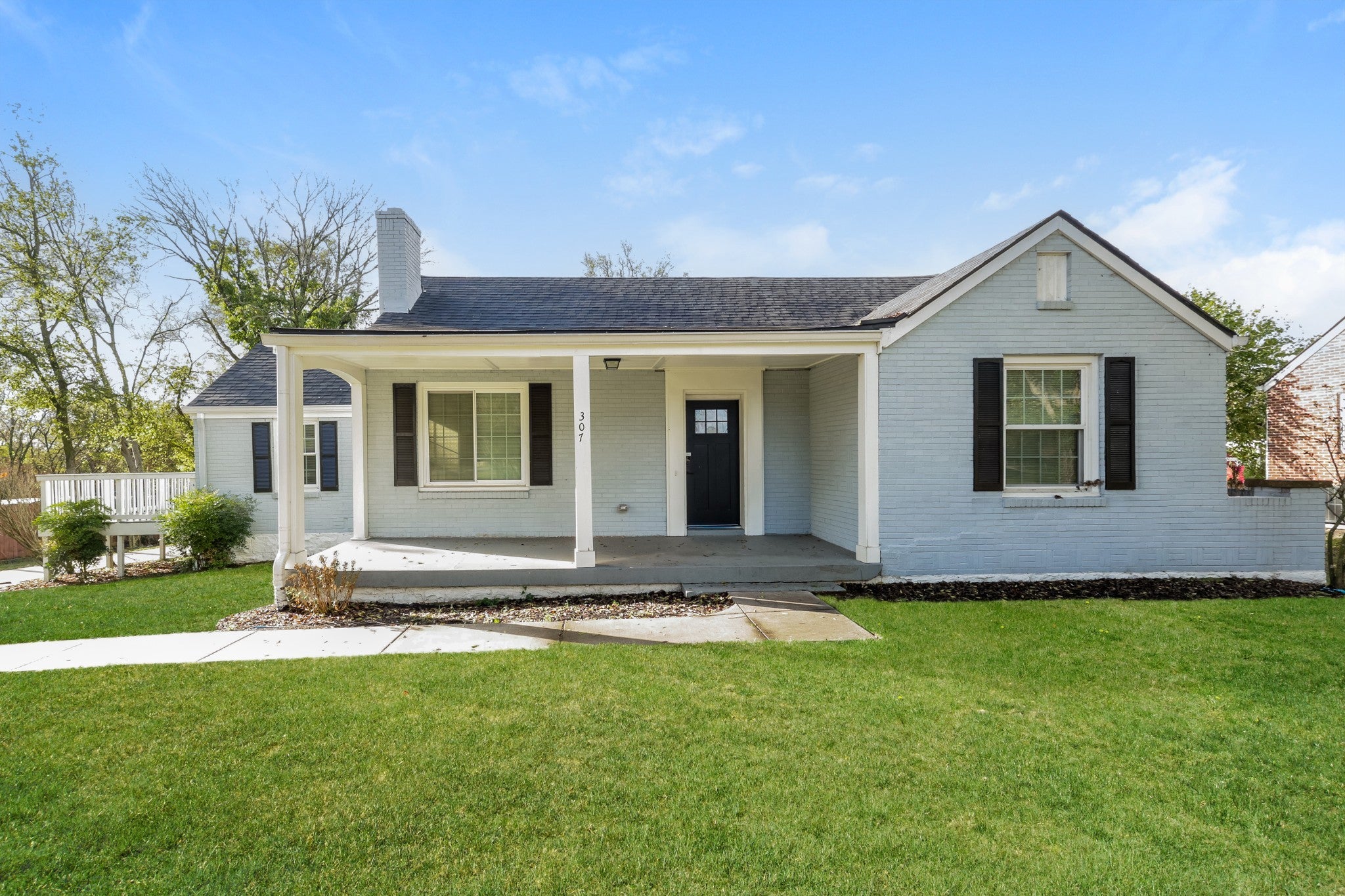 Photo of Listing #3031320