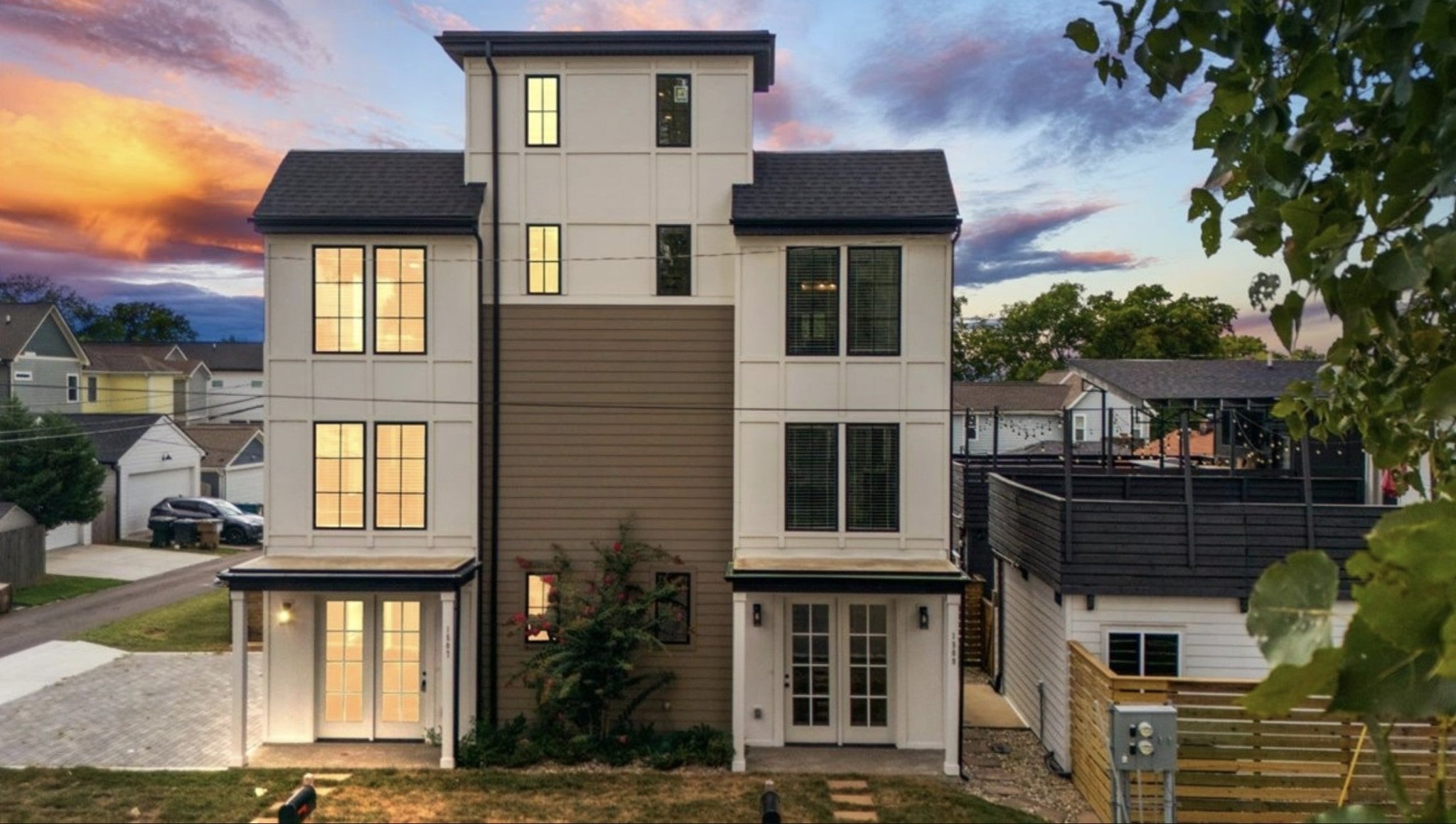 Photo of Listing #3031688