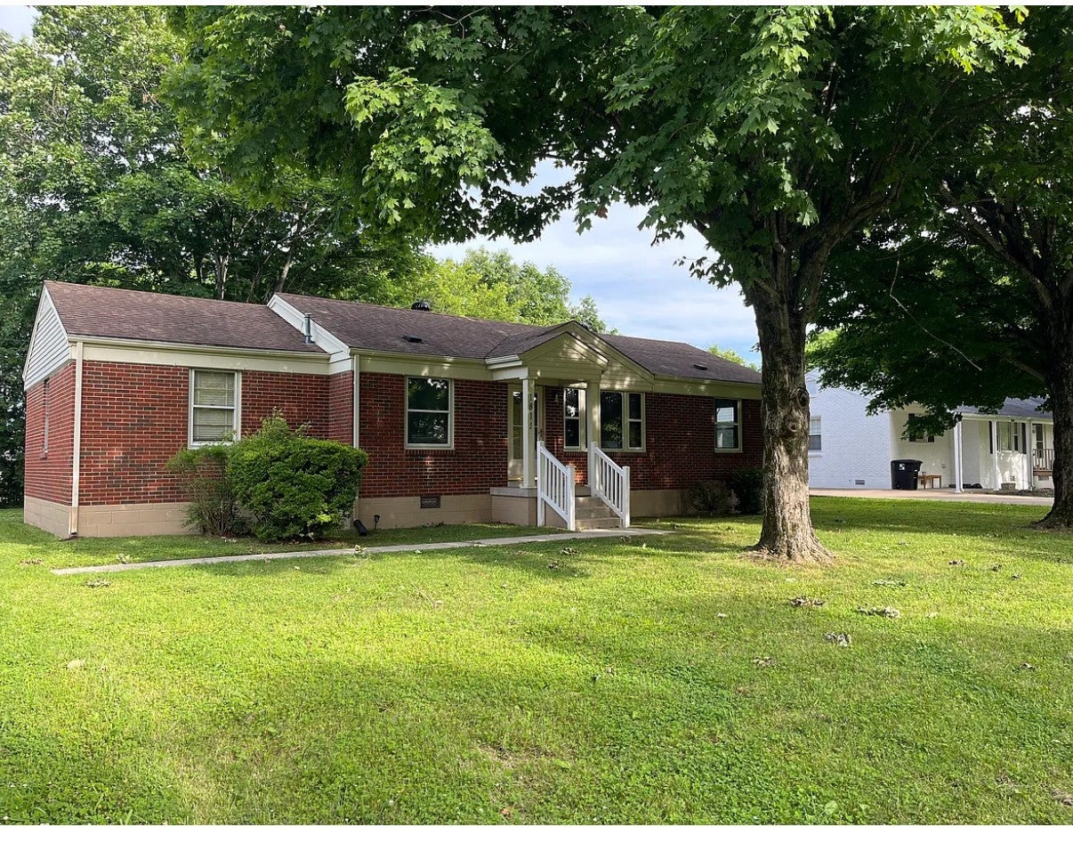 Photo of Listing #3032072