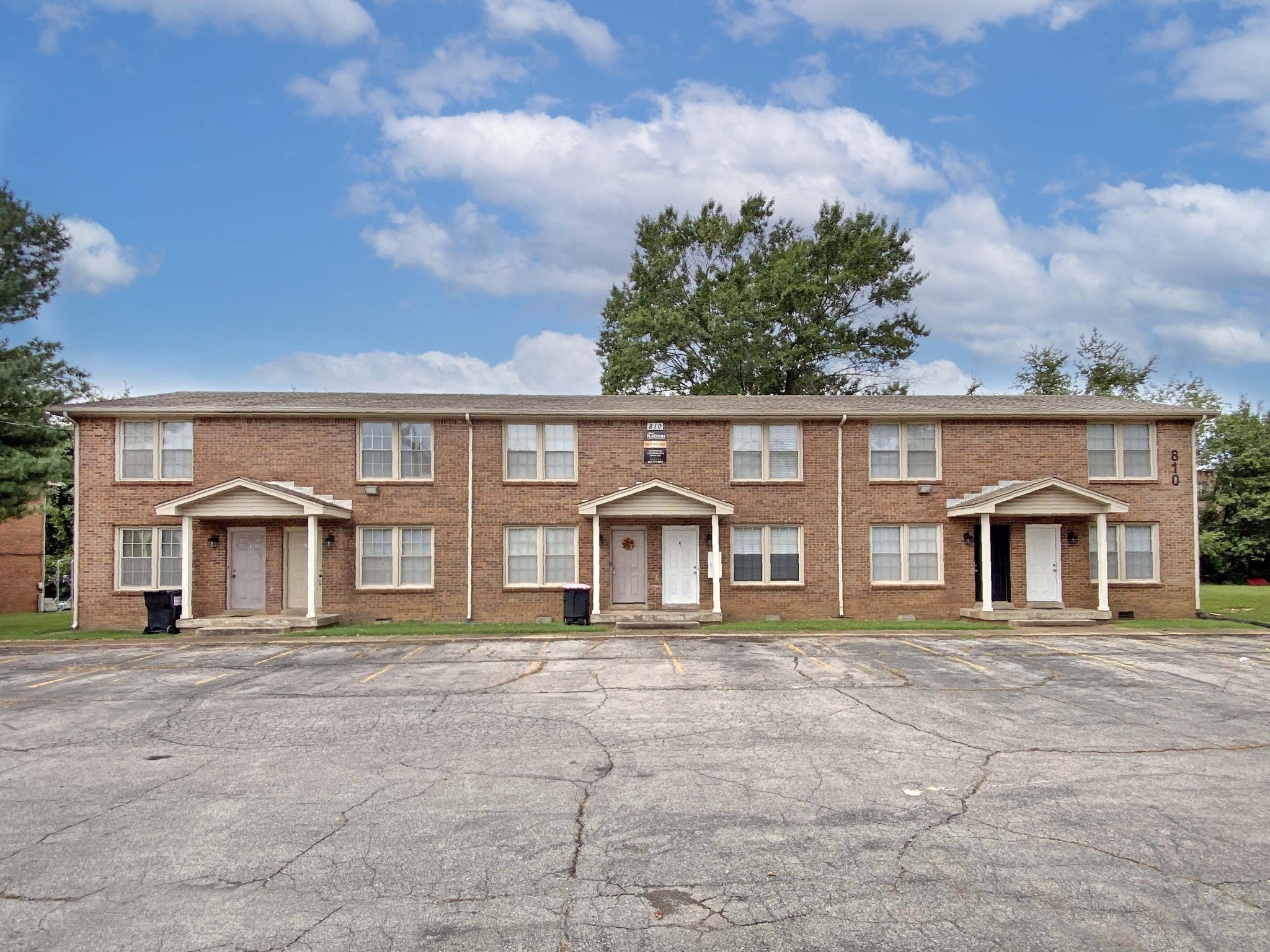 Photo of Listing #3032076