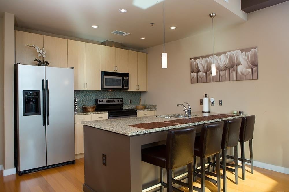 Photo of Listing #3032665