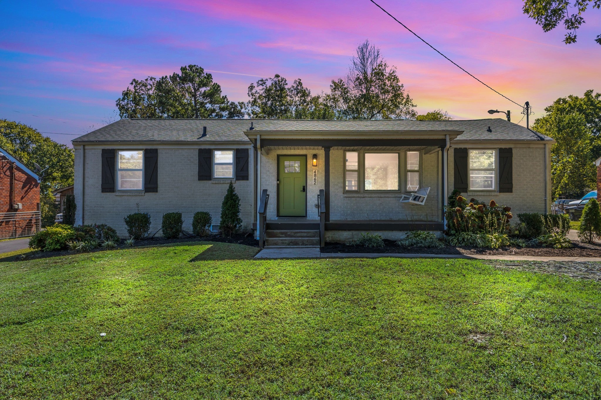 Photo of Listing #3032678