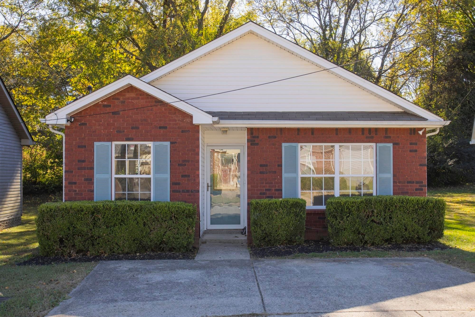 Photo of Listing #3032935