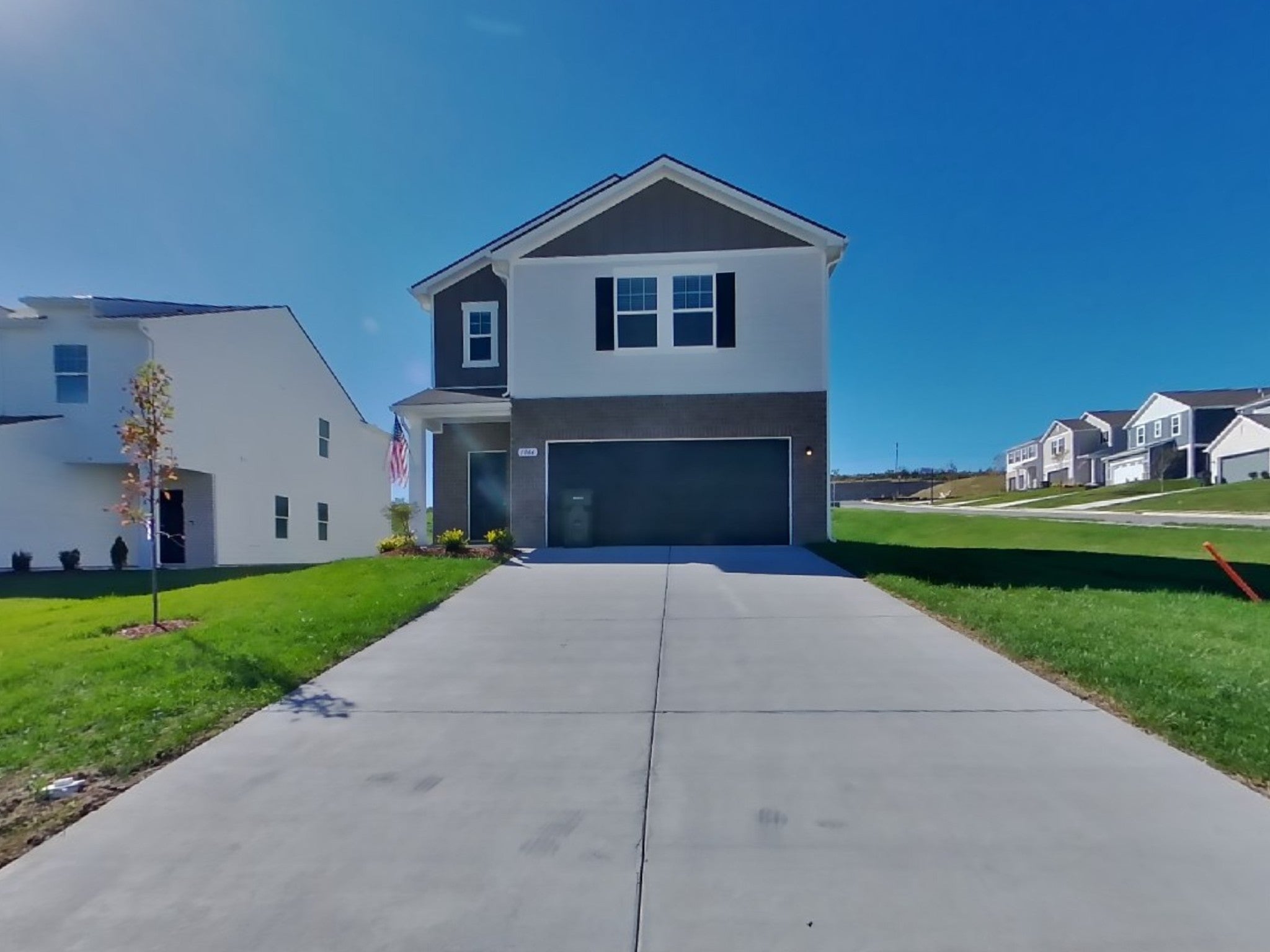 Photo of Listing #3033054