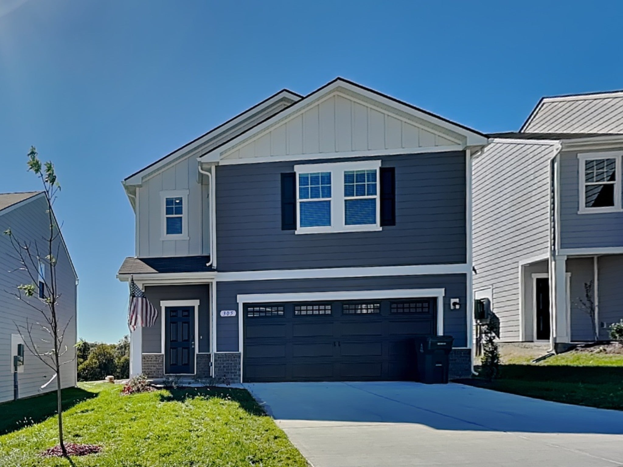 Photo of Listing #3033055