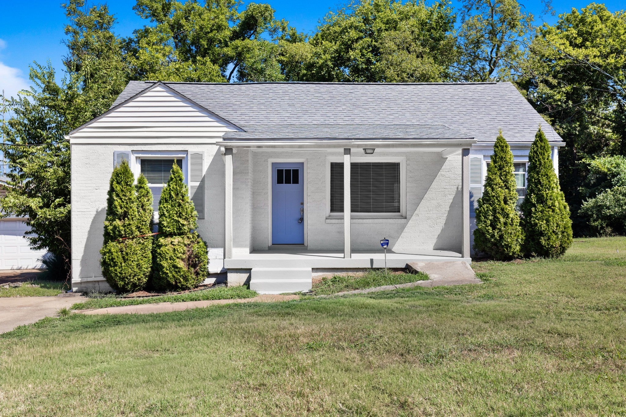 Photo of Listing #3033393