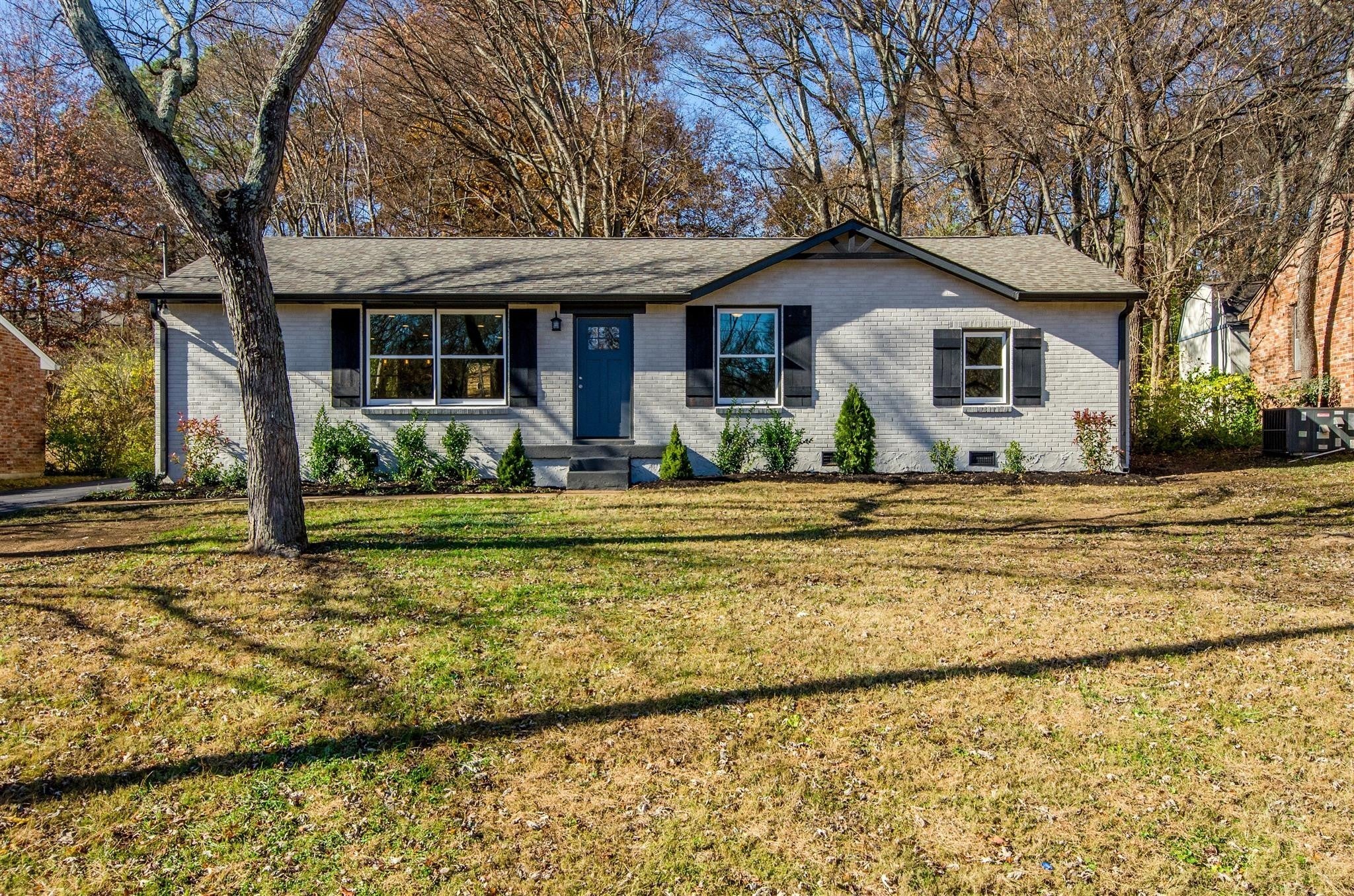 Photo for MLS 3034460 in 4811 Milner Dr Nashville, TN - 37211