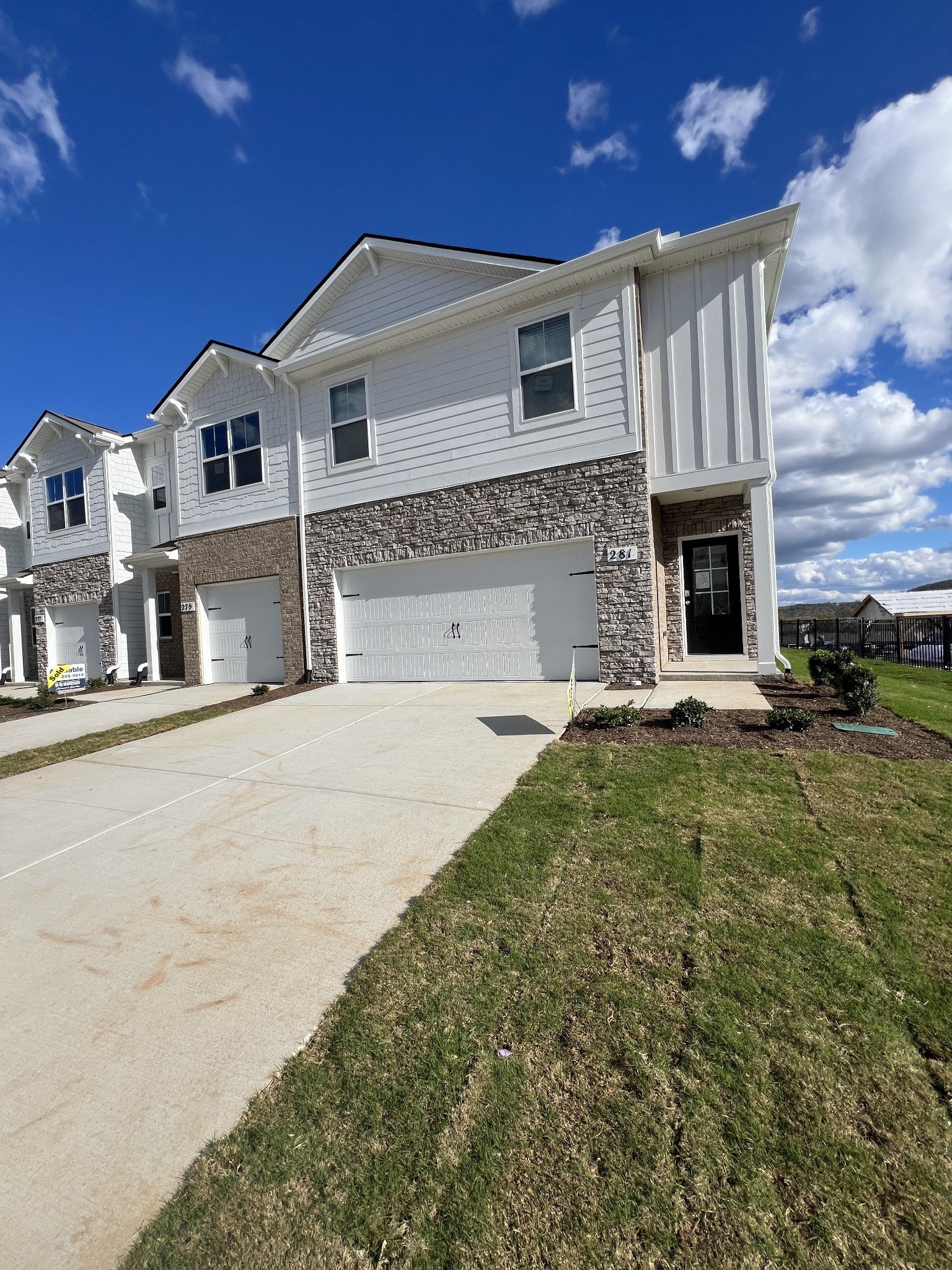 Photo of Listing #3035348