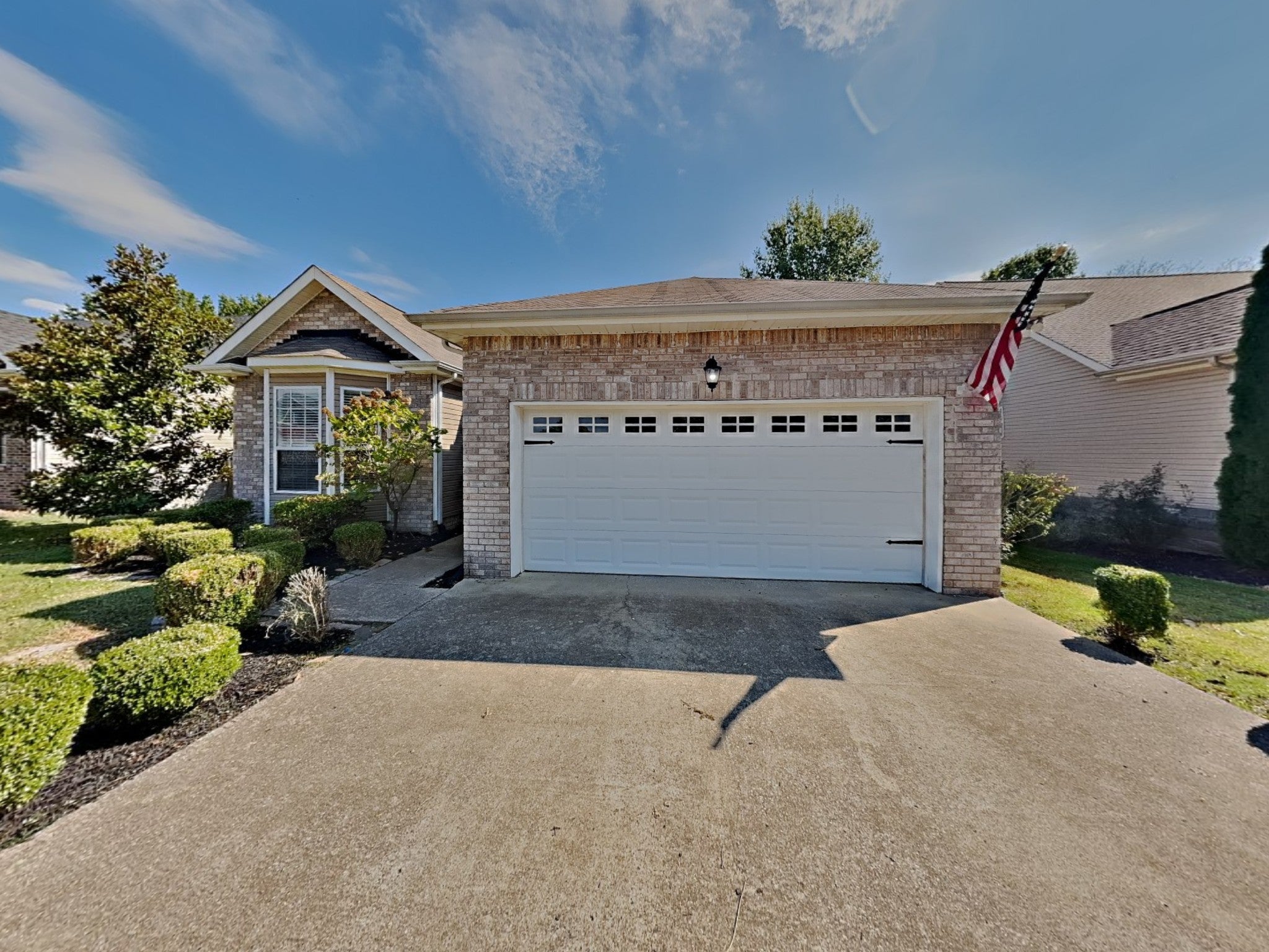 Photo of Listing #3035539