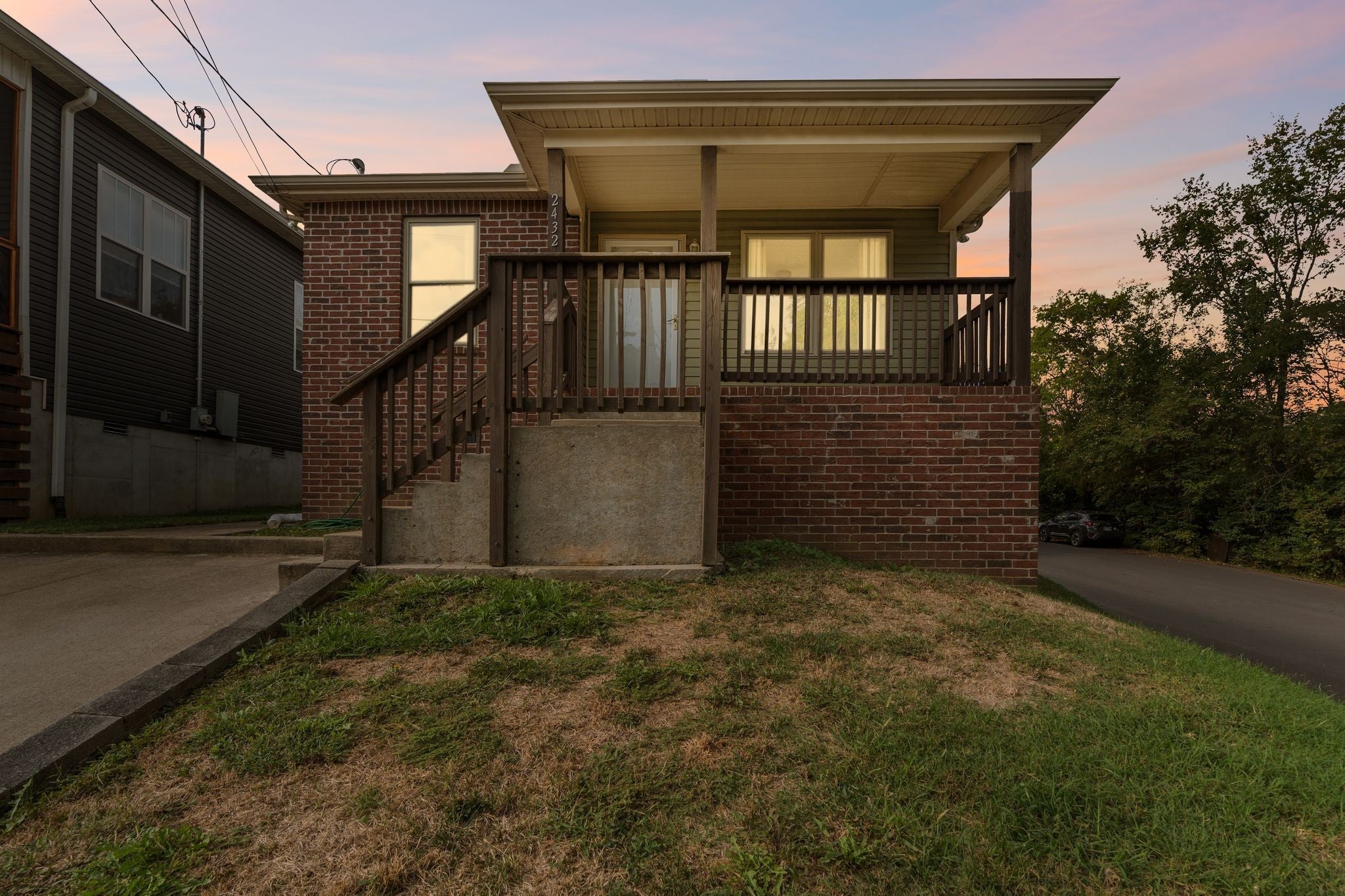 Photo of Listing #3036003