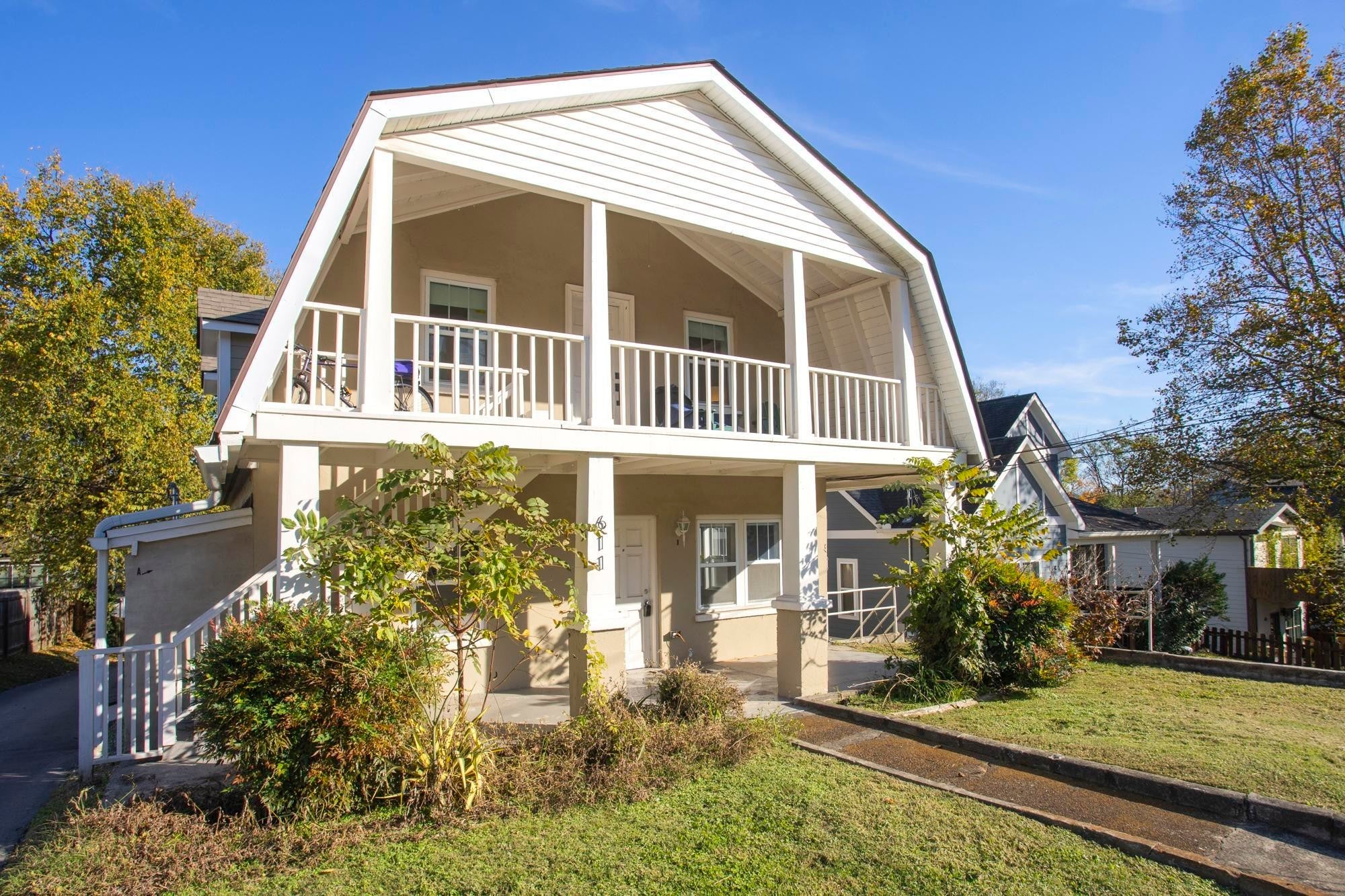 Photo of Listing #3036012