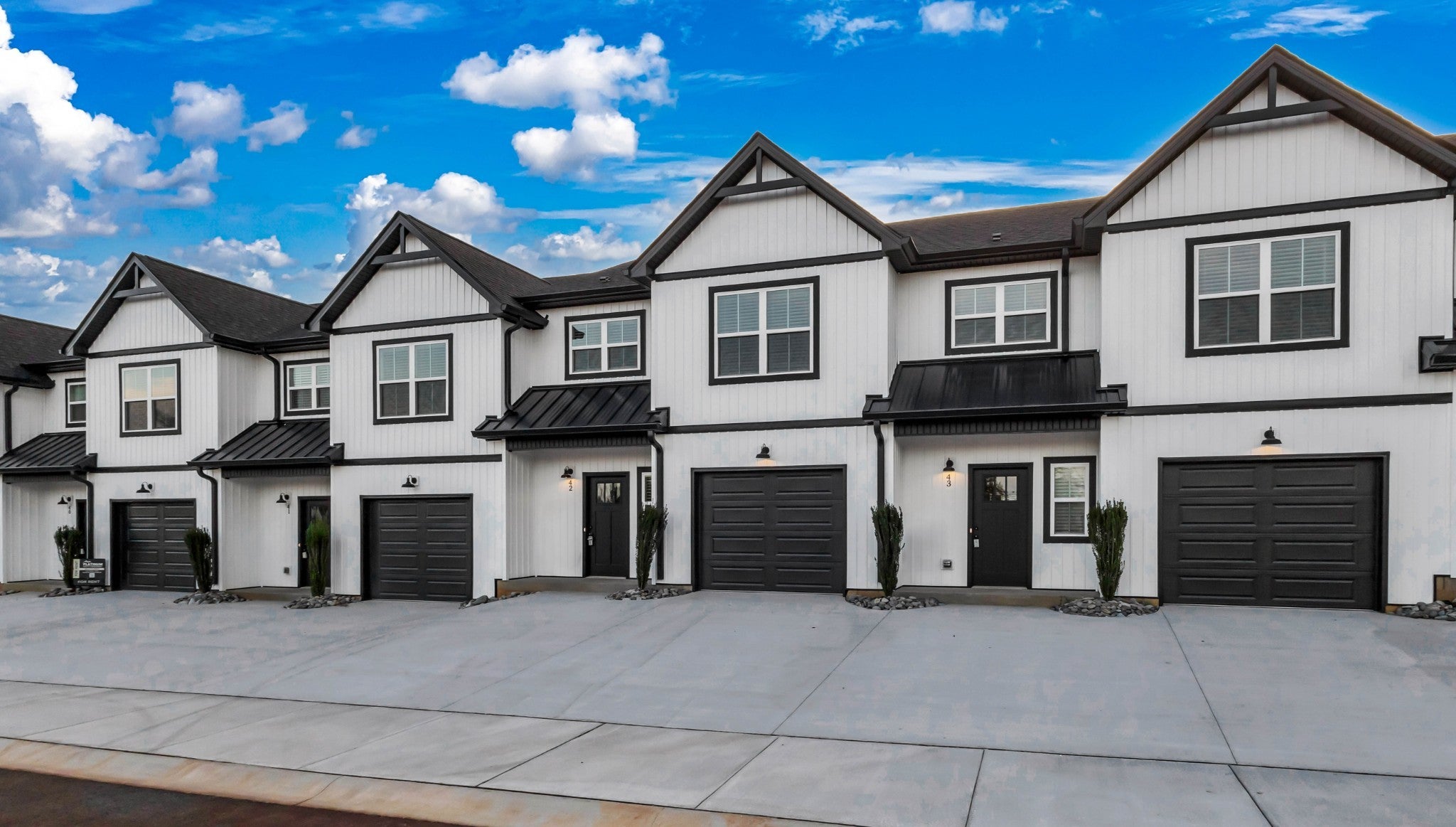 Photo of Listing #3036220