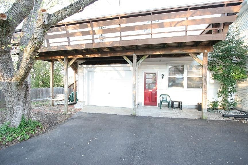 Photo of Listing #3037276