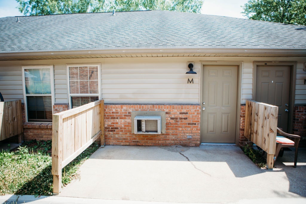 100 Ballygar St M, Clarksville