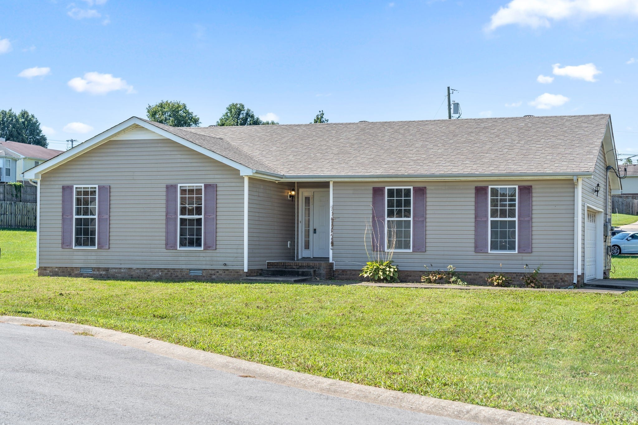 Photo of Listing #3037474