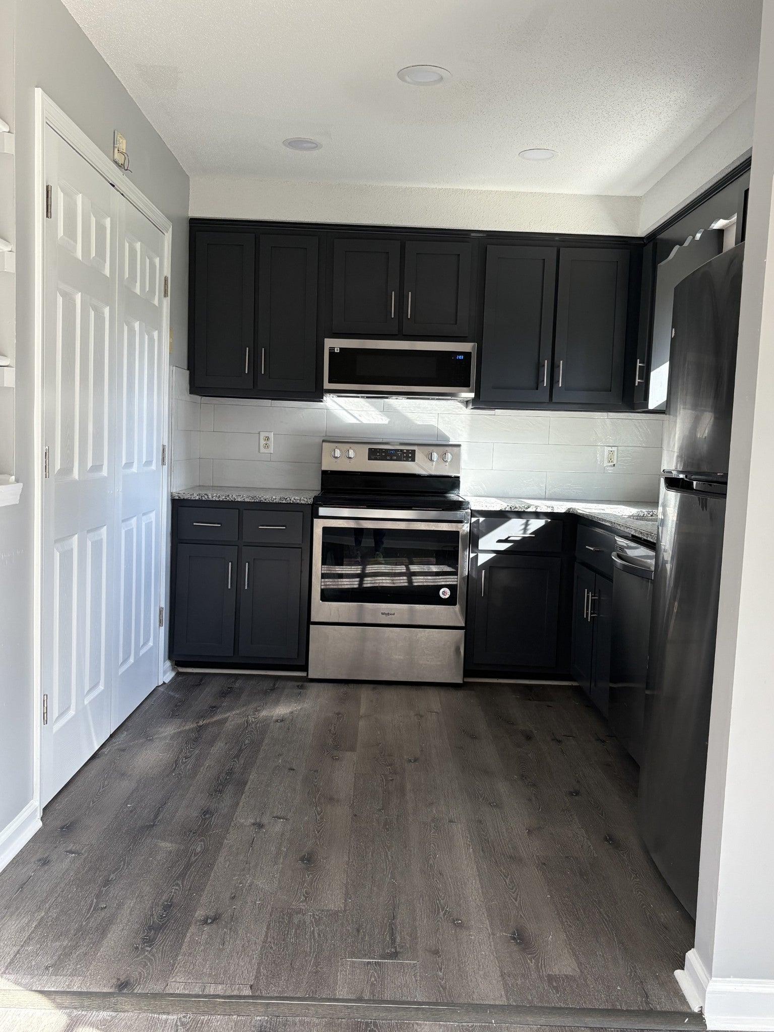 Photo of Listing #3037660