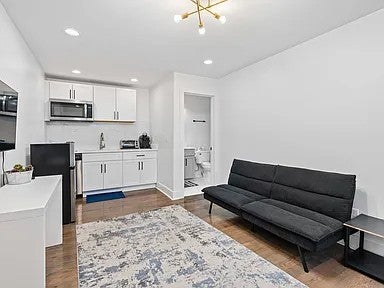 Photo of Listing #3038995