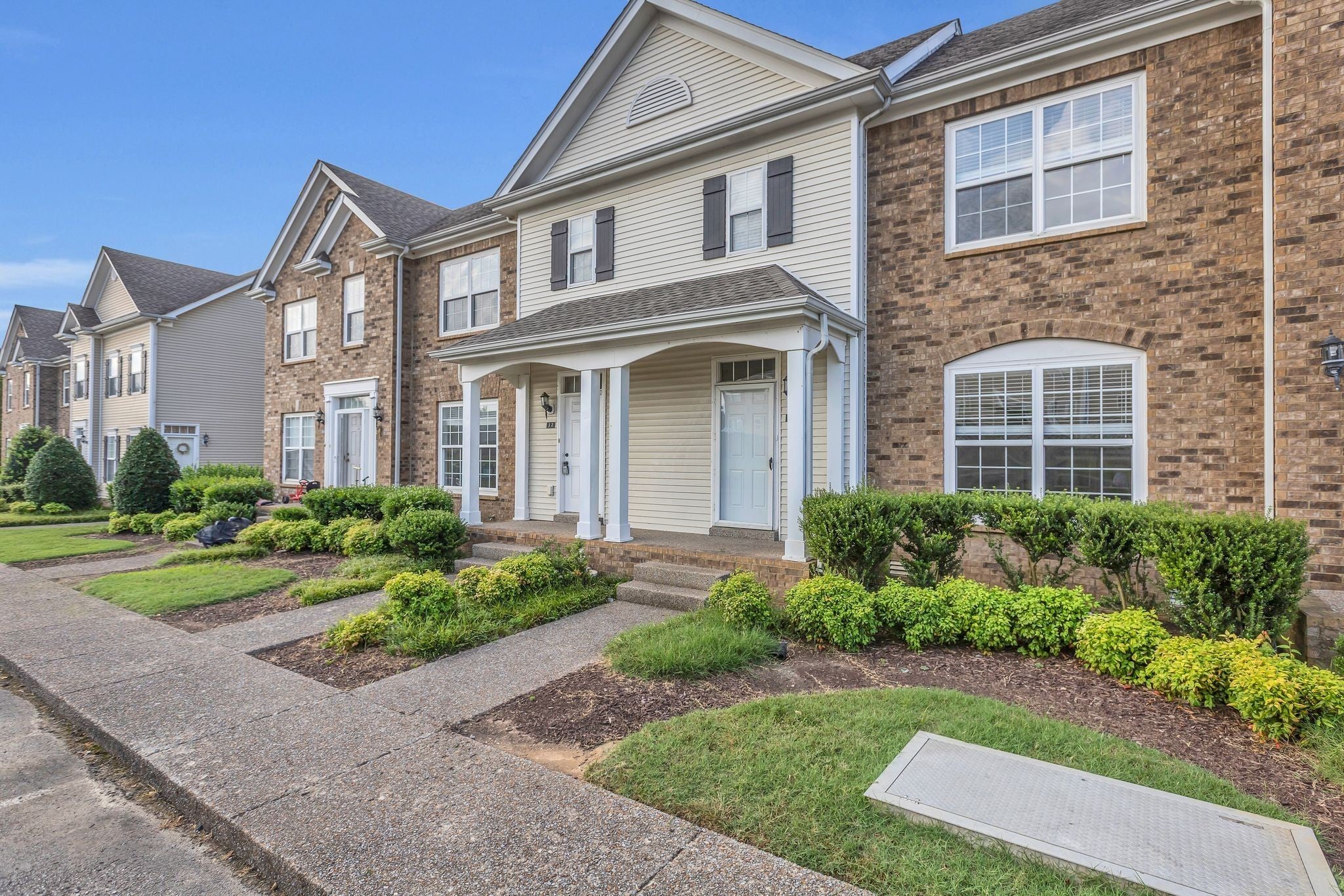 Photo of Listing #3039739