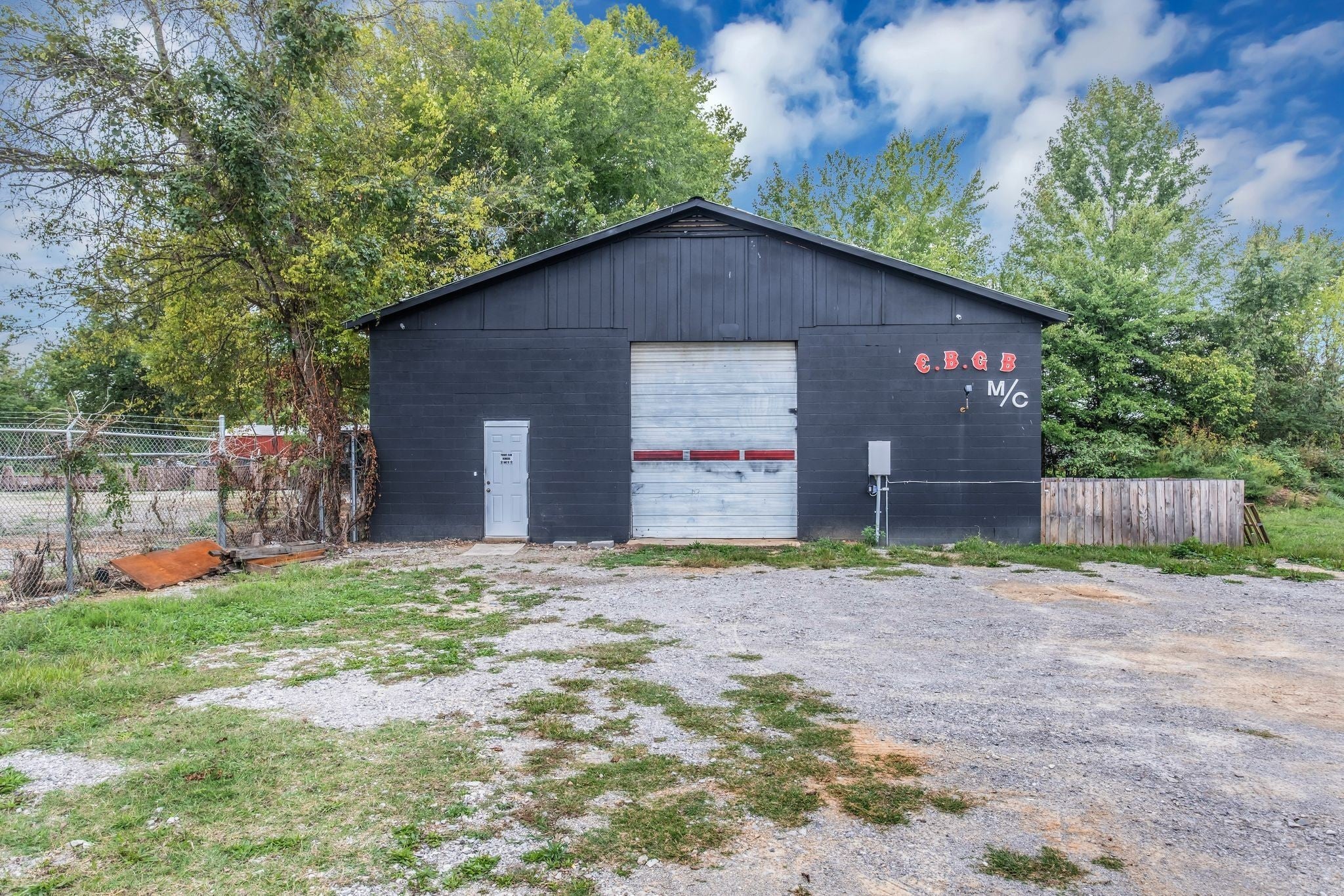 Photo of Listing #3041543