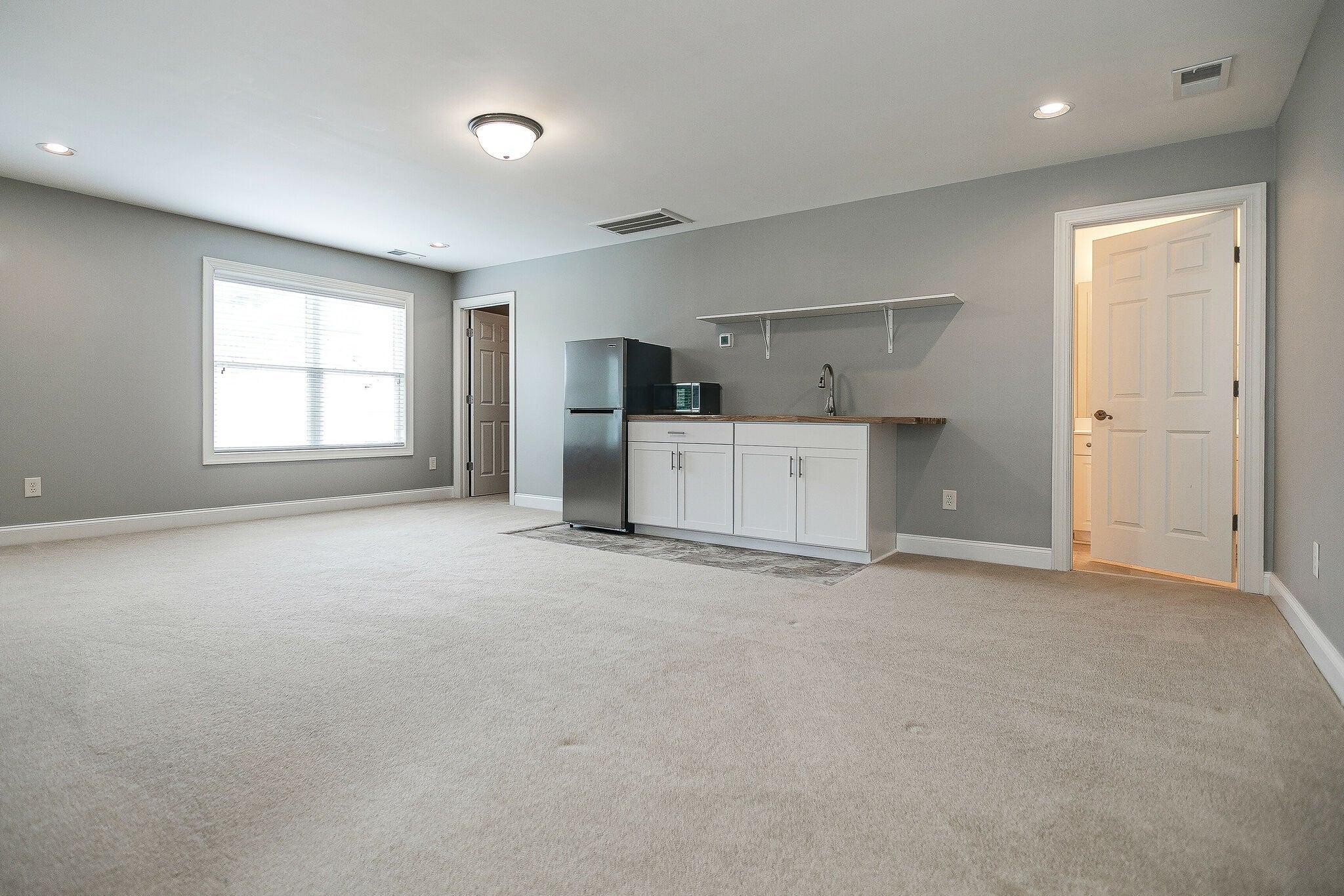 Photo of Listing #3041546