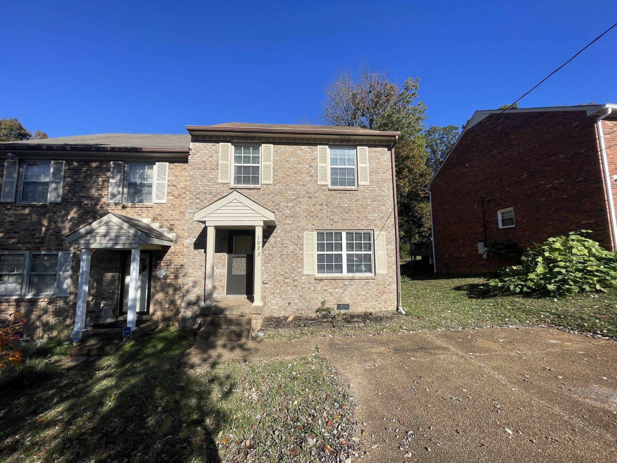 Photo of Listing #3041711