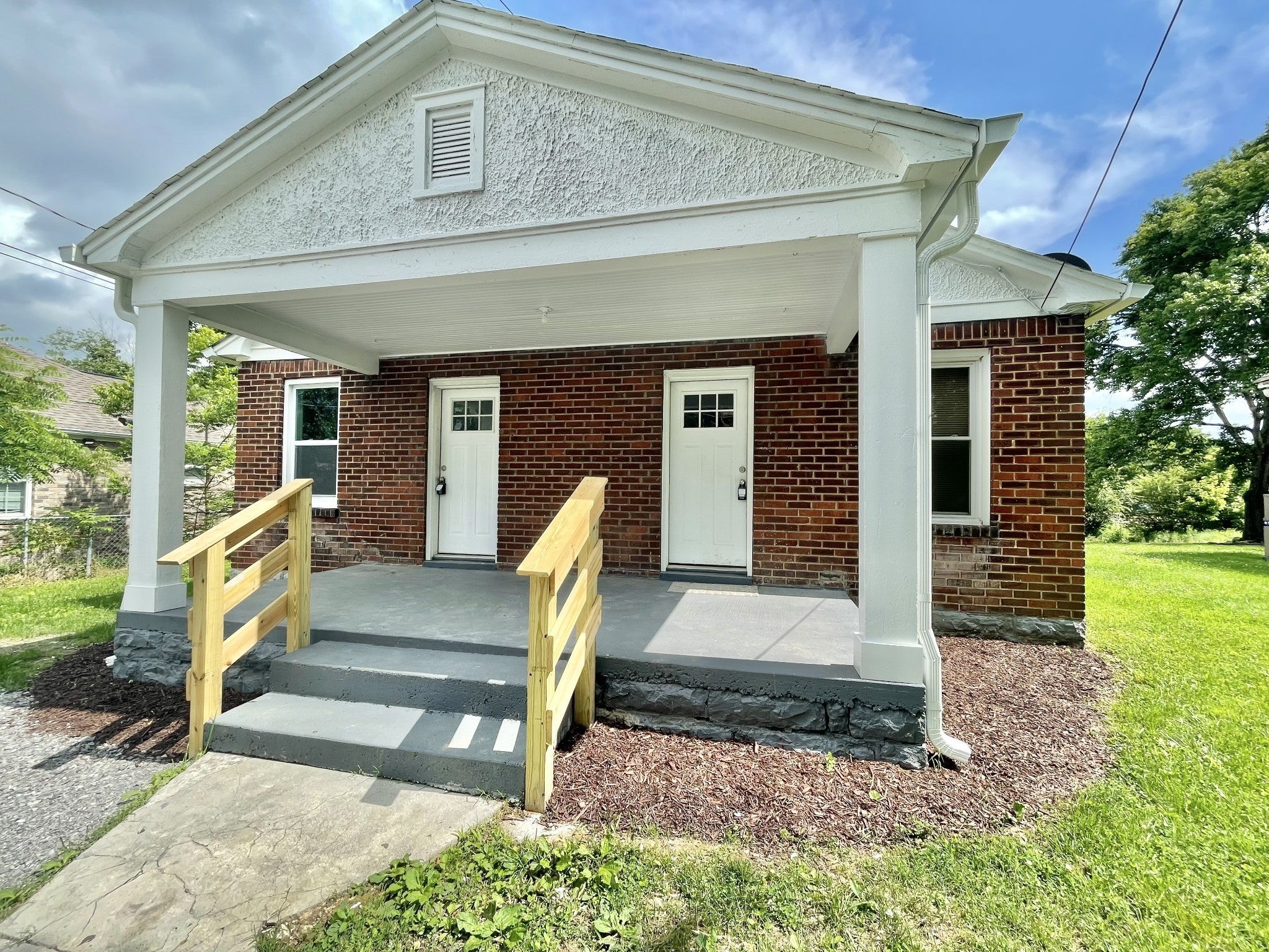 Photo of Listing #3042681