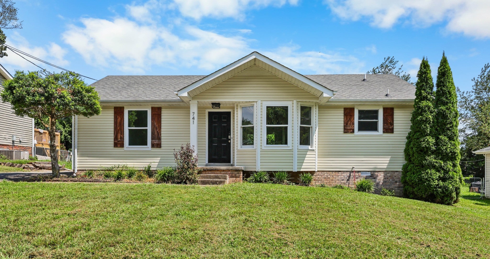 Photo of Listing #3042825