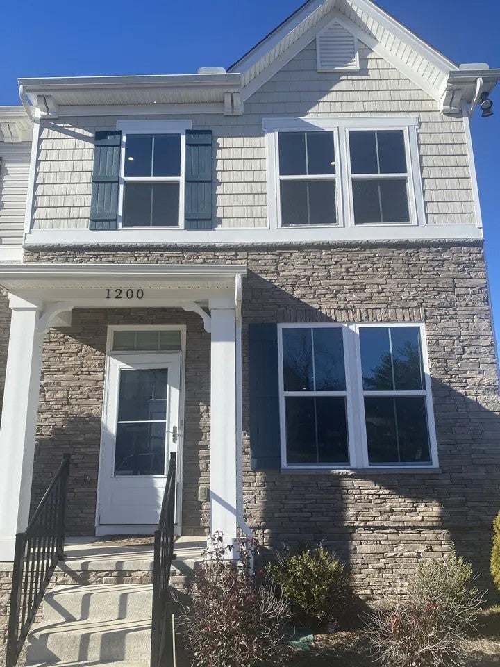 Photo of Listing #3042993