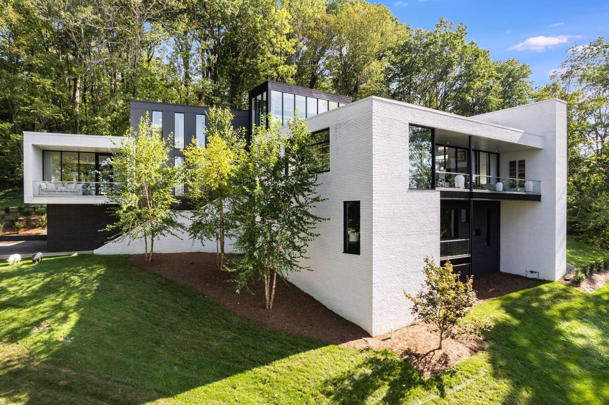 Photo of Listing #3043329