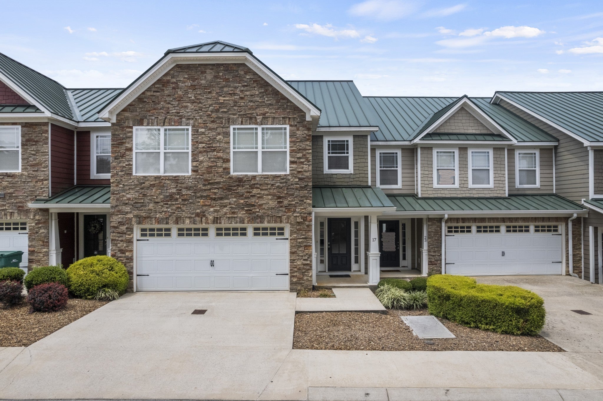 Photo of Listing #3043352