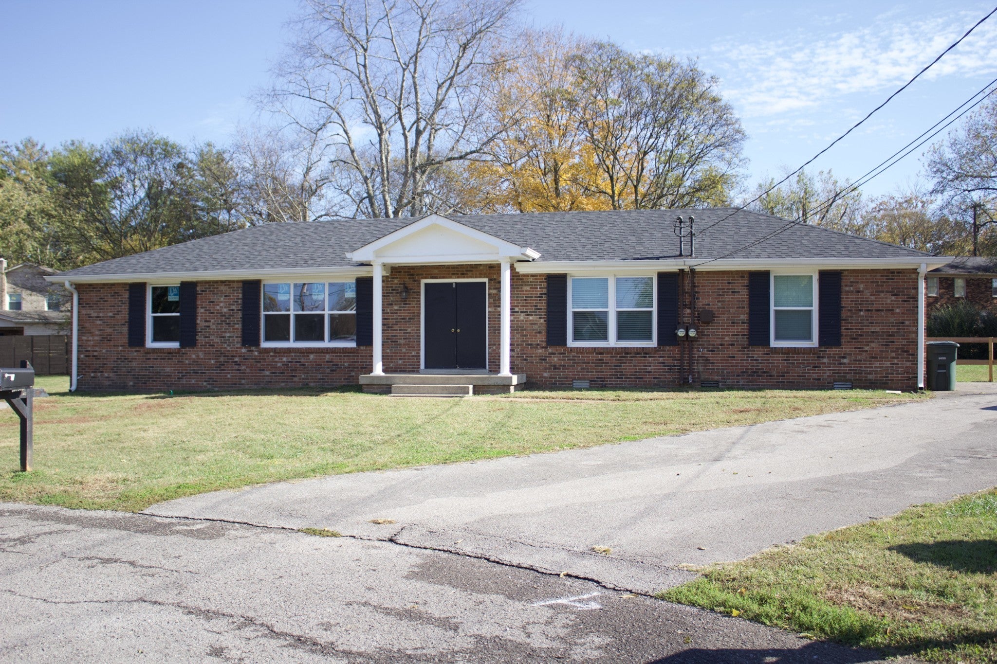 Photo of Listing #3043379