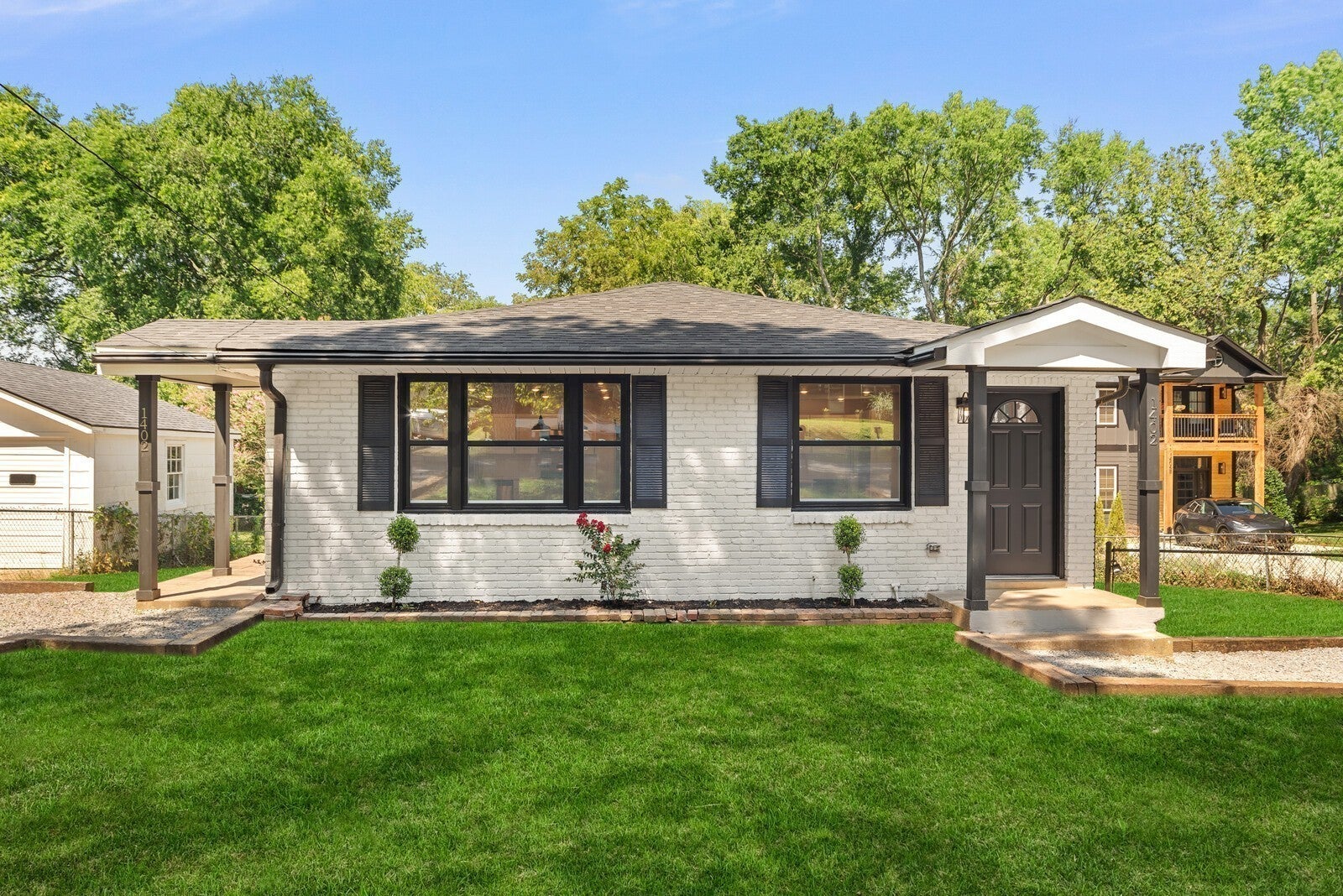 Photo of Listing #3043519