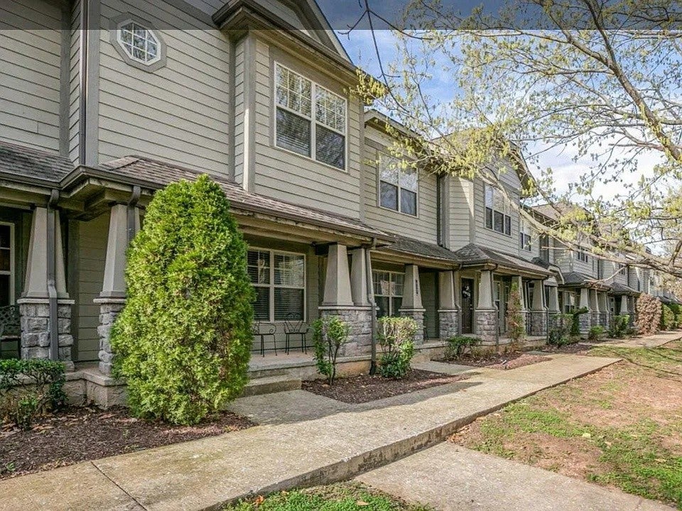 Photo of Listing #3044909