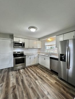 Photo of Listing #3044915