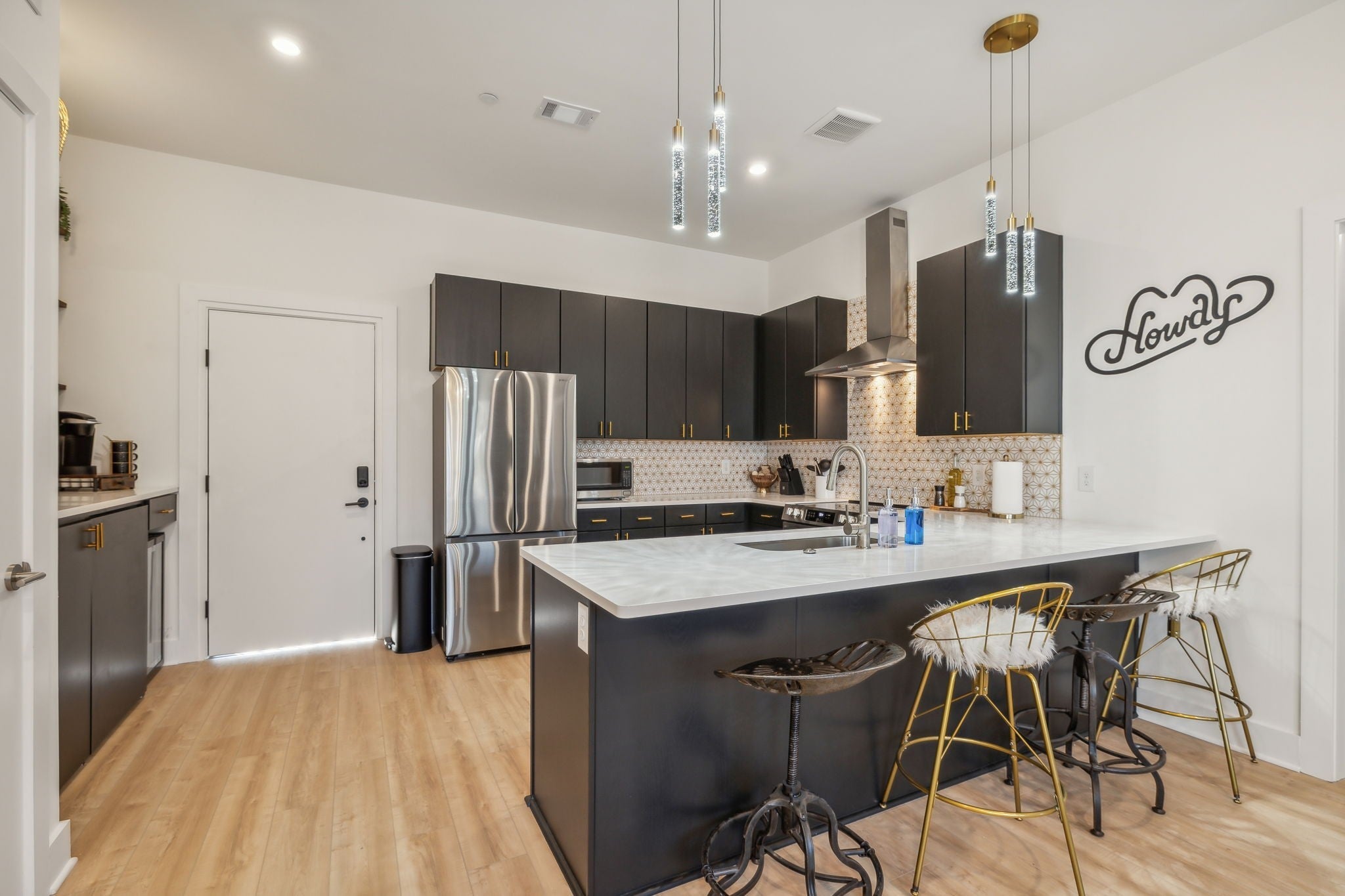 Photo of Listing #3044994