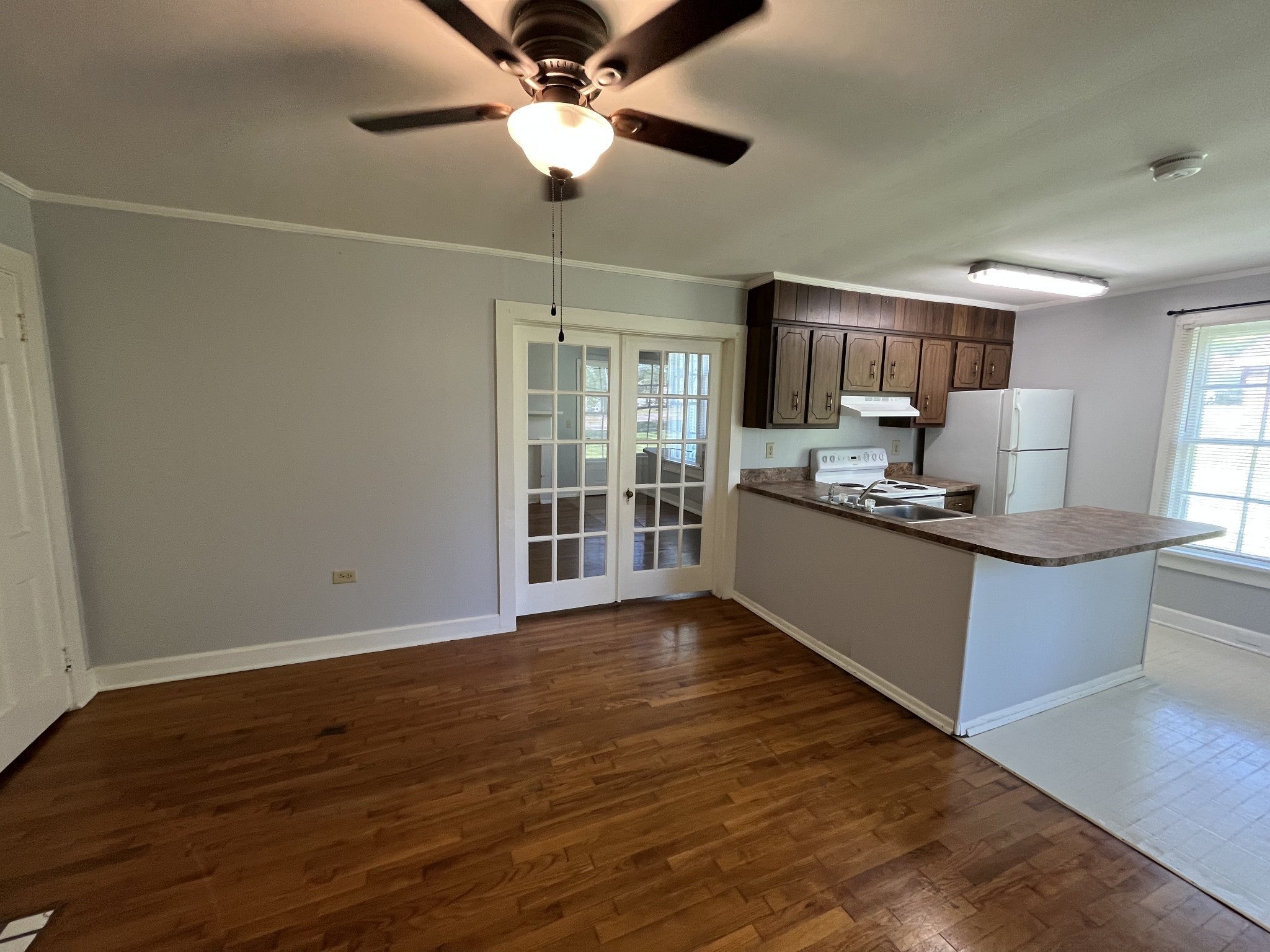 Photo of Listing #3045600